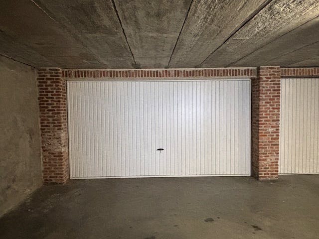 Instapklaar appartement met 3 slaapkamers en garagebox op de markt van Eeklo foto 14