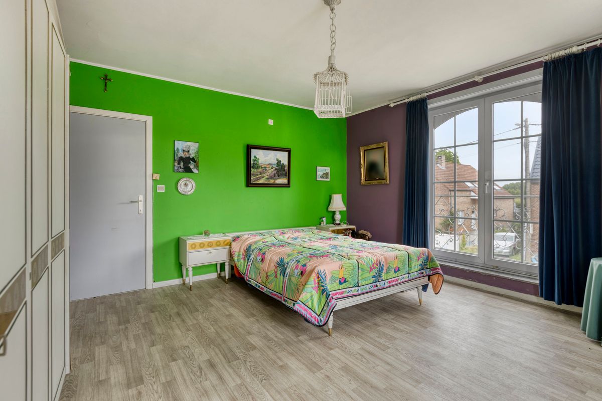 Landelijke woning met 2 loodsen foto 12