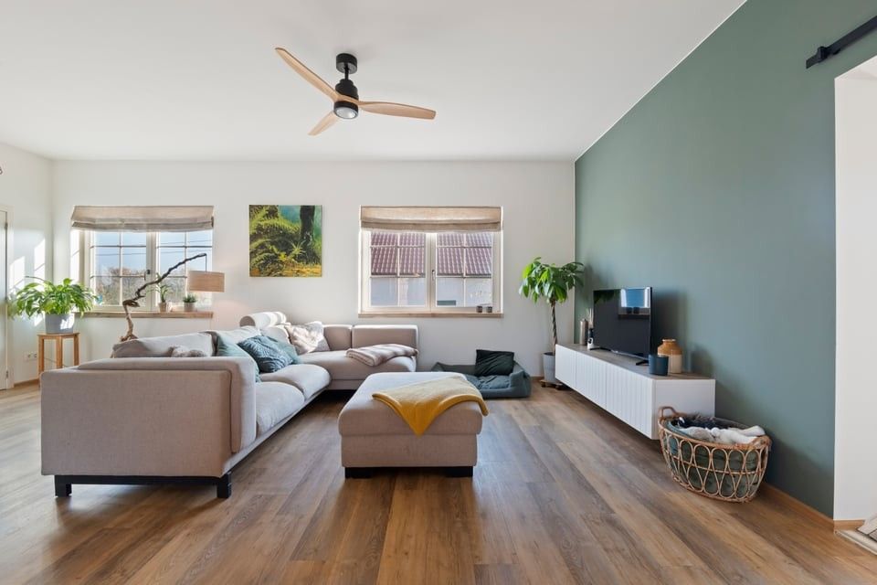 KARAKTERVOLLE WONING MET GROTE GARAGE OP EEN PRACHTIG PERCEEL VAN 13A50CA IN ALKEN foto 7