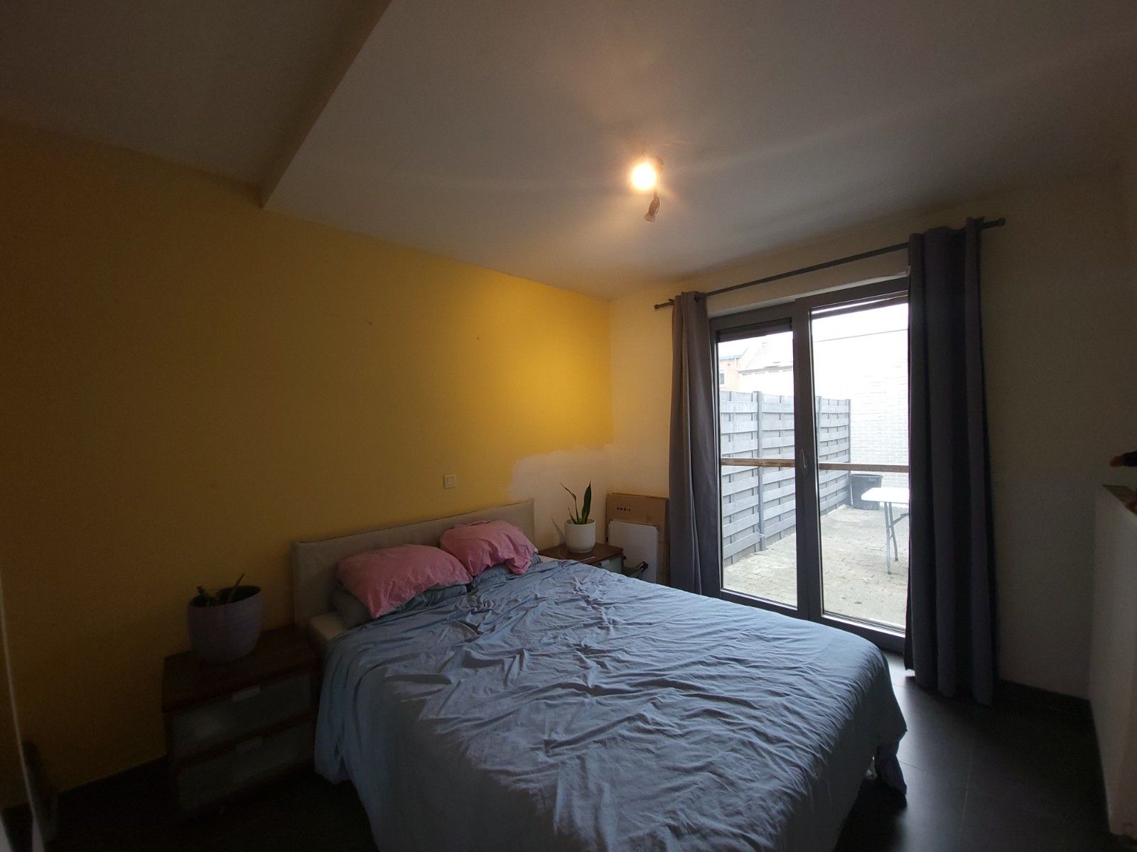 Modern 2-slaapkamerappartement nabij centrum foto 10