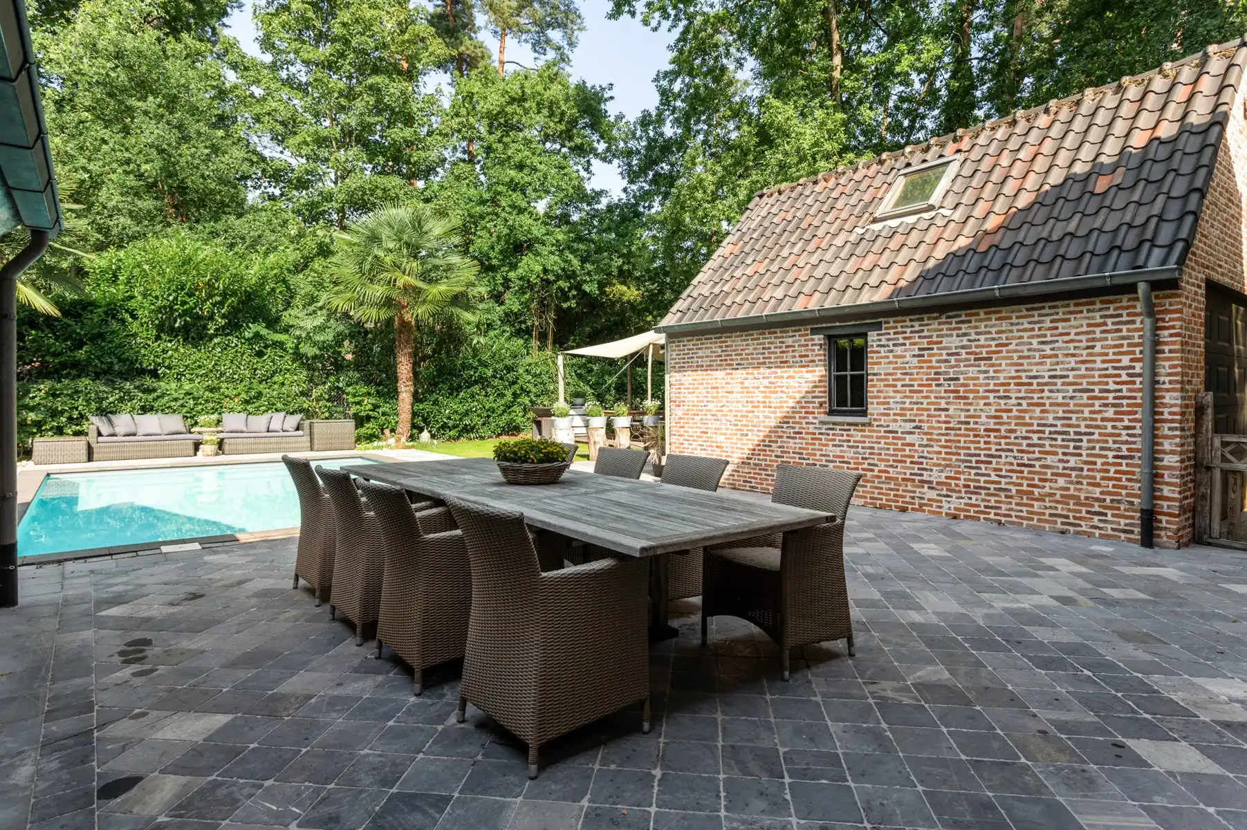 IN OPTIE !! Charmante en ruime villa met zwembad foto 7