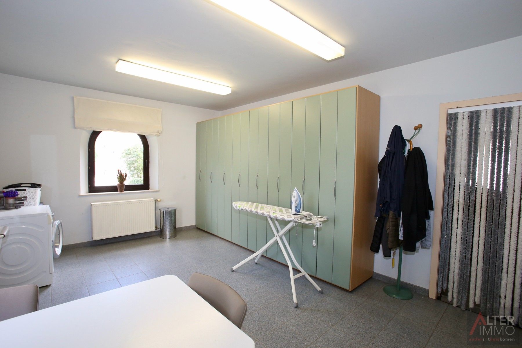 Unieke villa van meer dan 400 m² op een prachtig perceel van ca. 45 are! foto 19