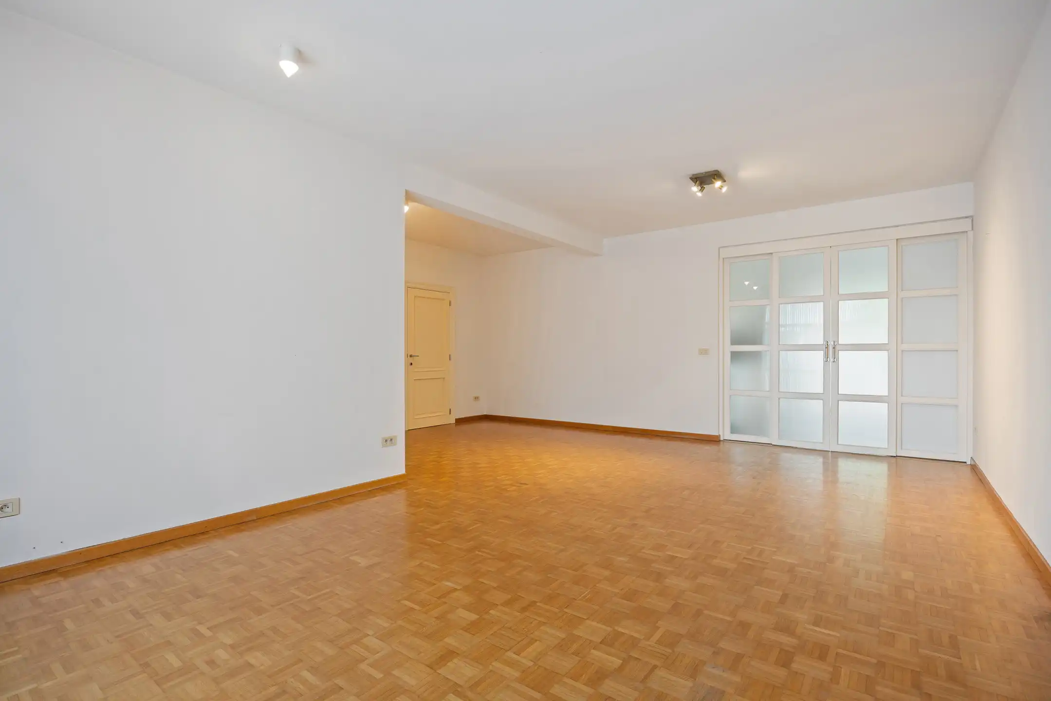 3-slaapkamerappartement centraal gelegen te Riemst foto 4