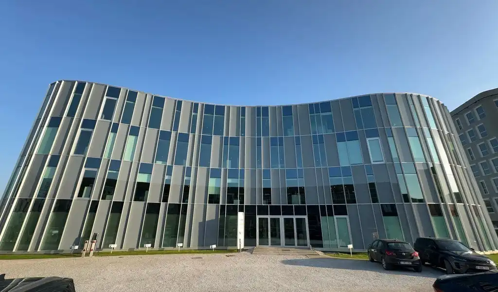 Recente kantoren te koop op topligging in Gent foto 2