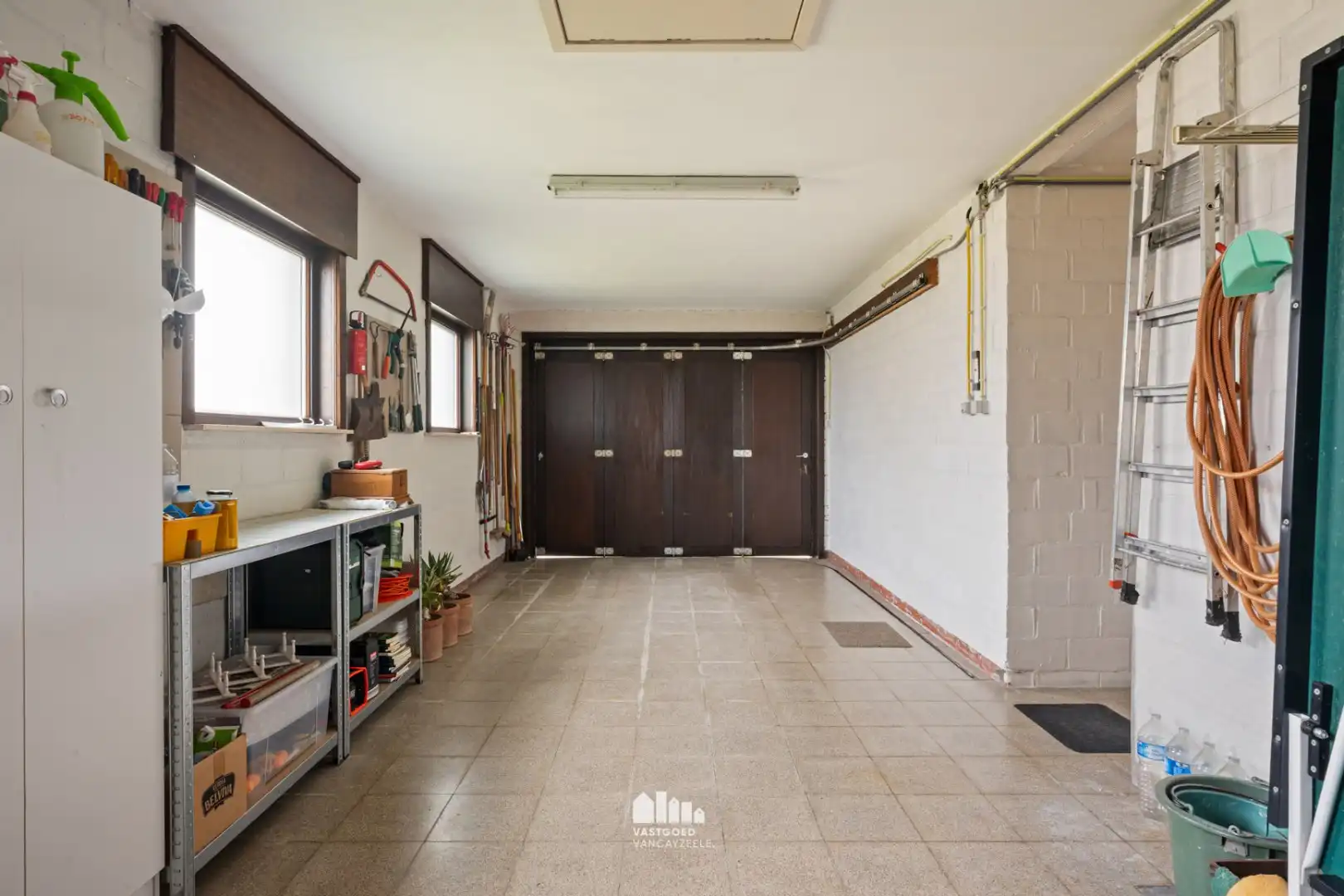 Instapklare villa met zonnige tuin op topligging in rustige wijk te Ieper    foto 30