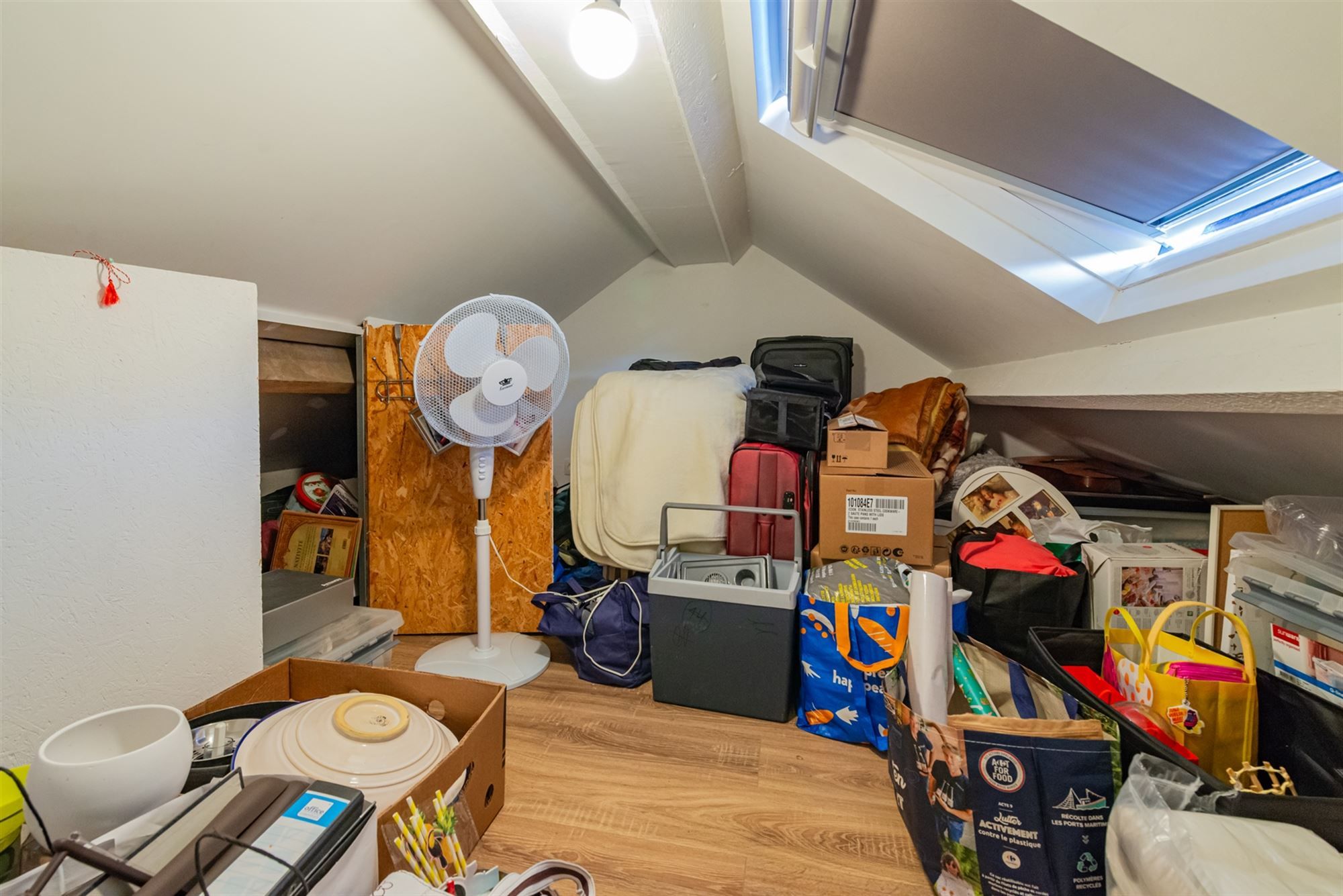 Gerenoveerde woning met 3 slaapkamers foto 22