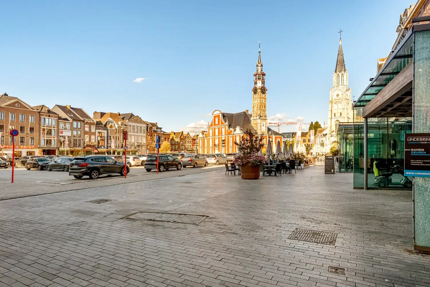 Handelspand met uitzonderlijk veel mogelijkheden op de Grote Markt van Sint-Truiden foto 5