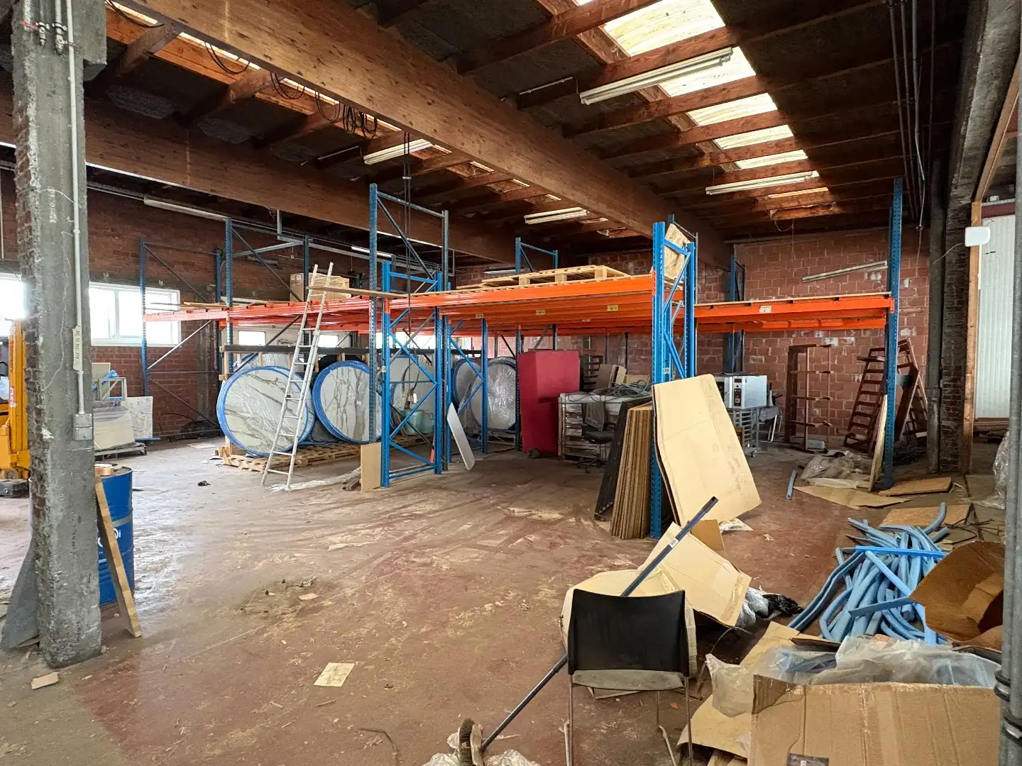 Loods te koop in Harelbeke +-280m² foto 4