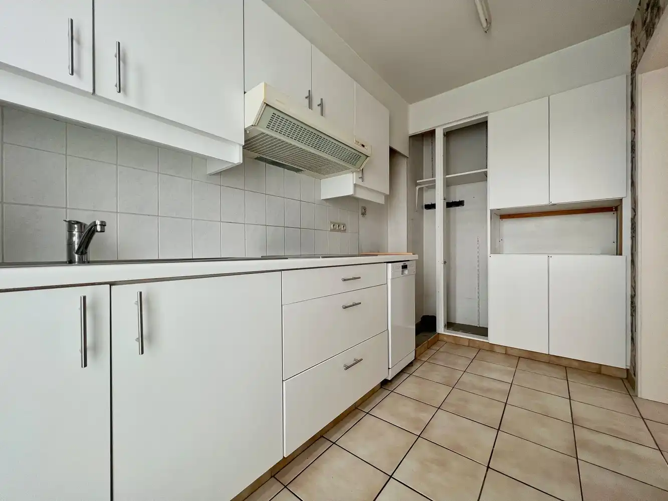 Topper! Lichtrijk appartement met 2 slpks. + garage! foto 5