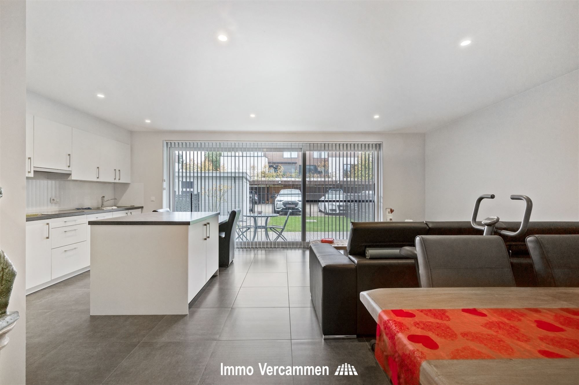 Recent gelijkvloersappartement te Onze-Lieve-Vrouw-Waver foto 5