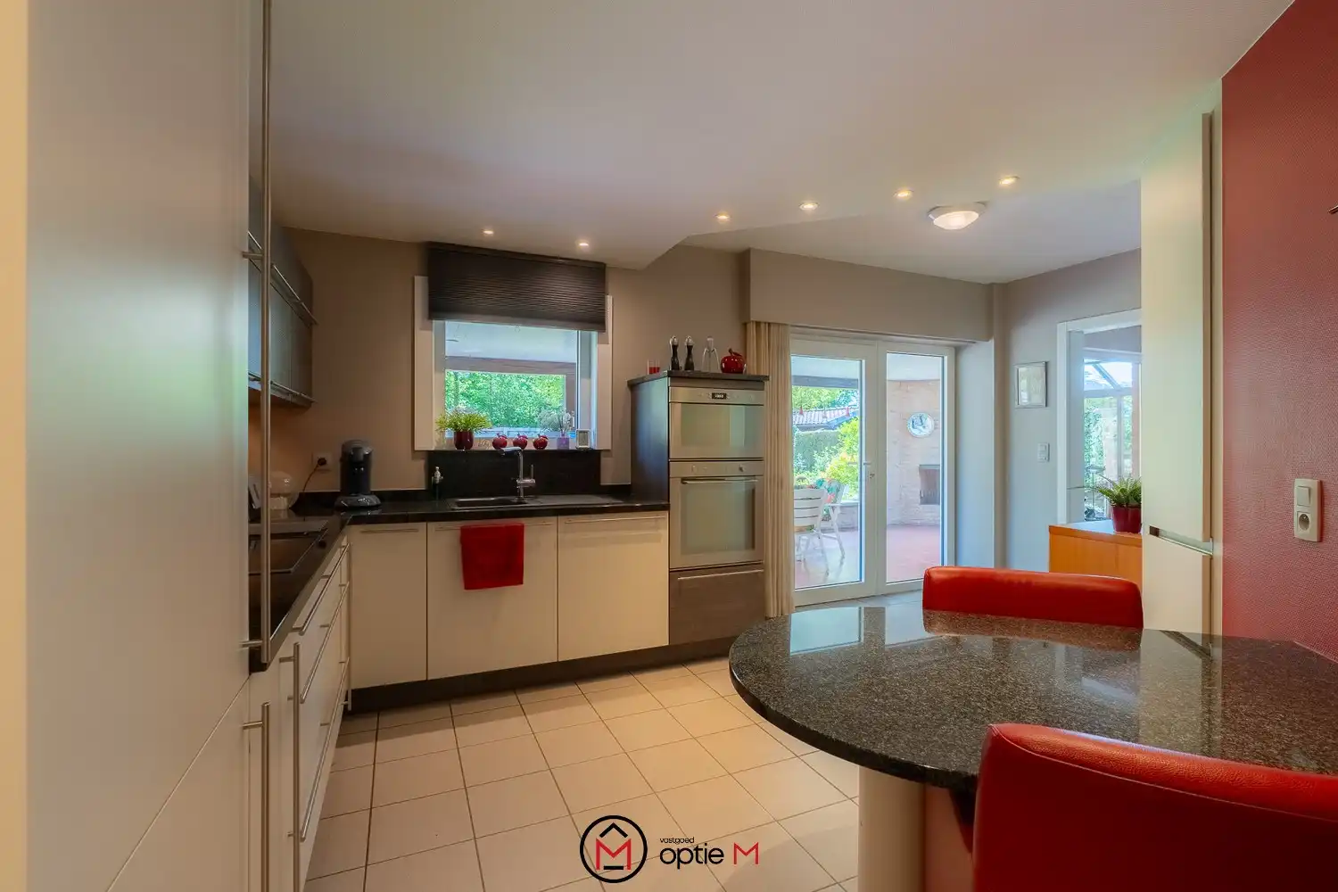 Instapklare woning te koop met mooie tuin in Stevoort foto 10