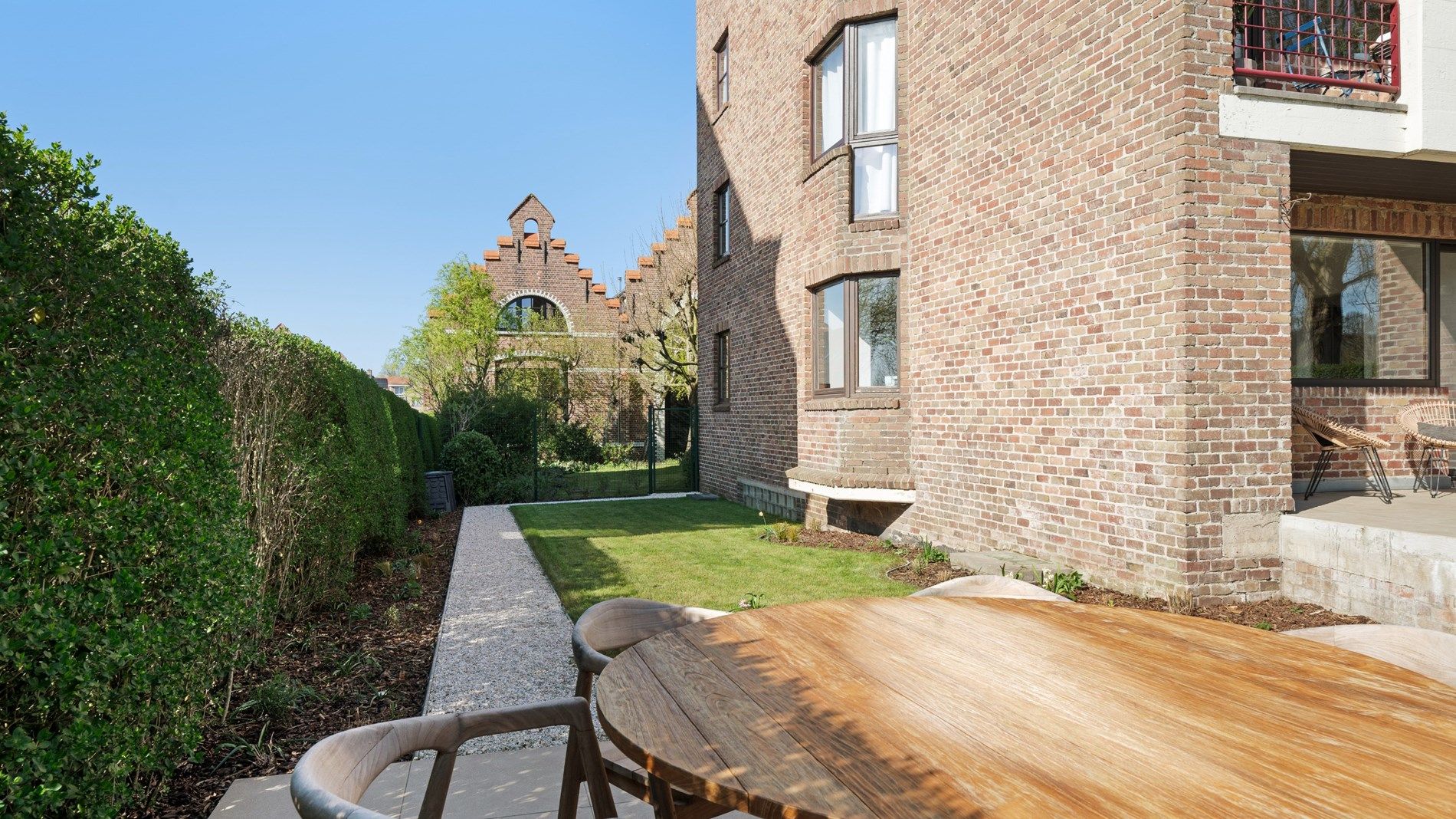 Prachtig gelegen appartement met tuin te Brugge. Parking inbegrepen. foto 15