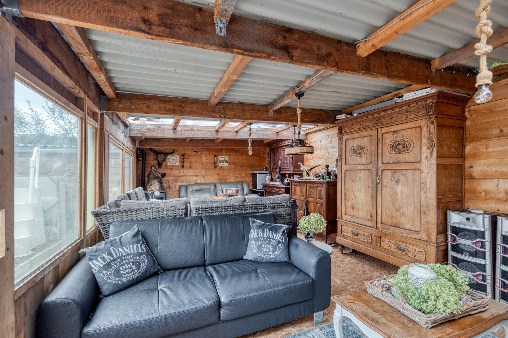 Ruime gezinswoning in rustige centrumligging foto 23