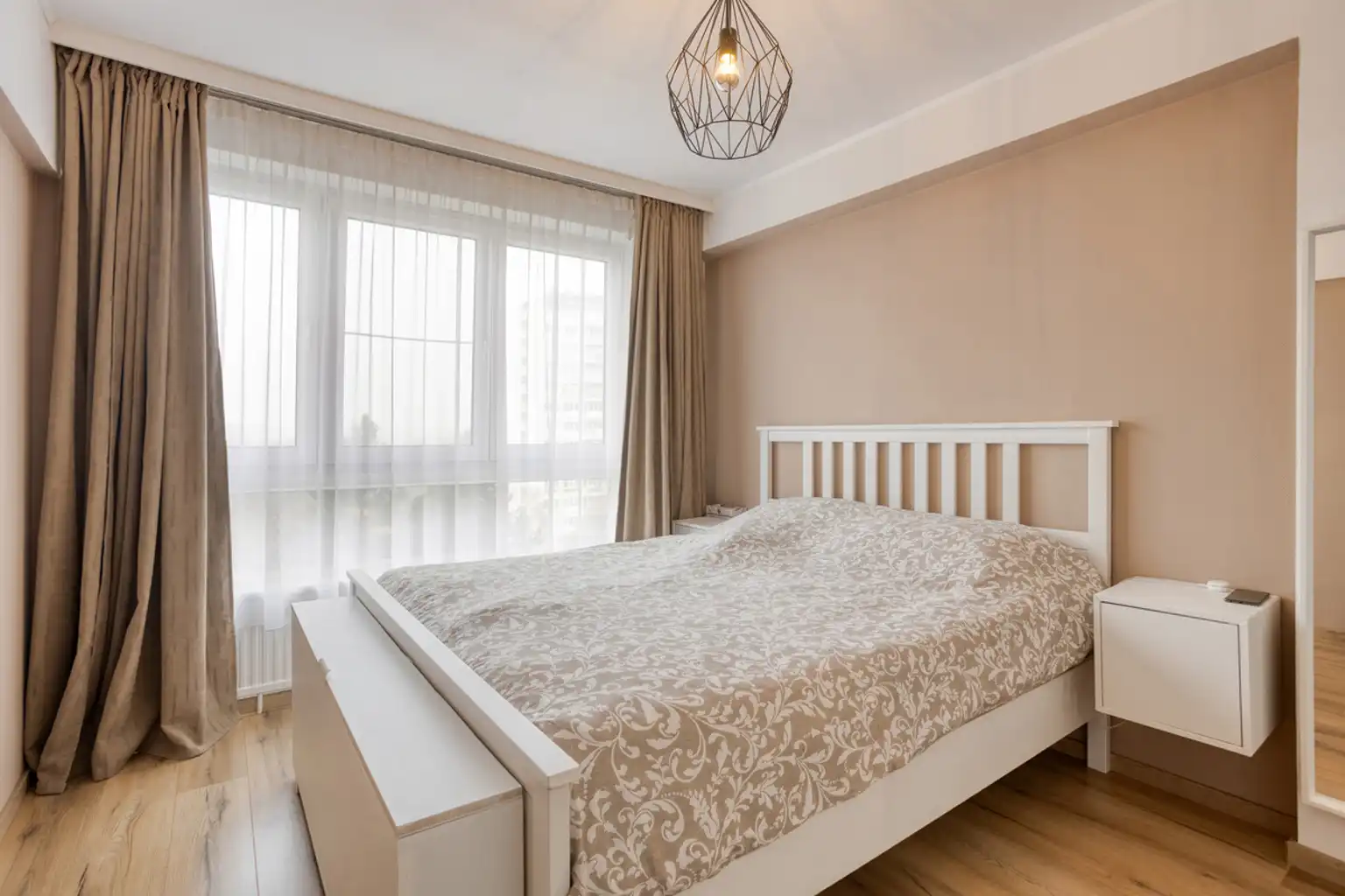 Instapklaar 2 slaapkamer appartement met prachtig uitzicht  foto 9