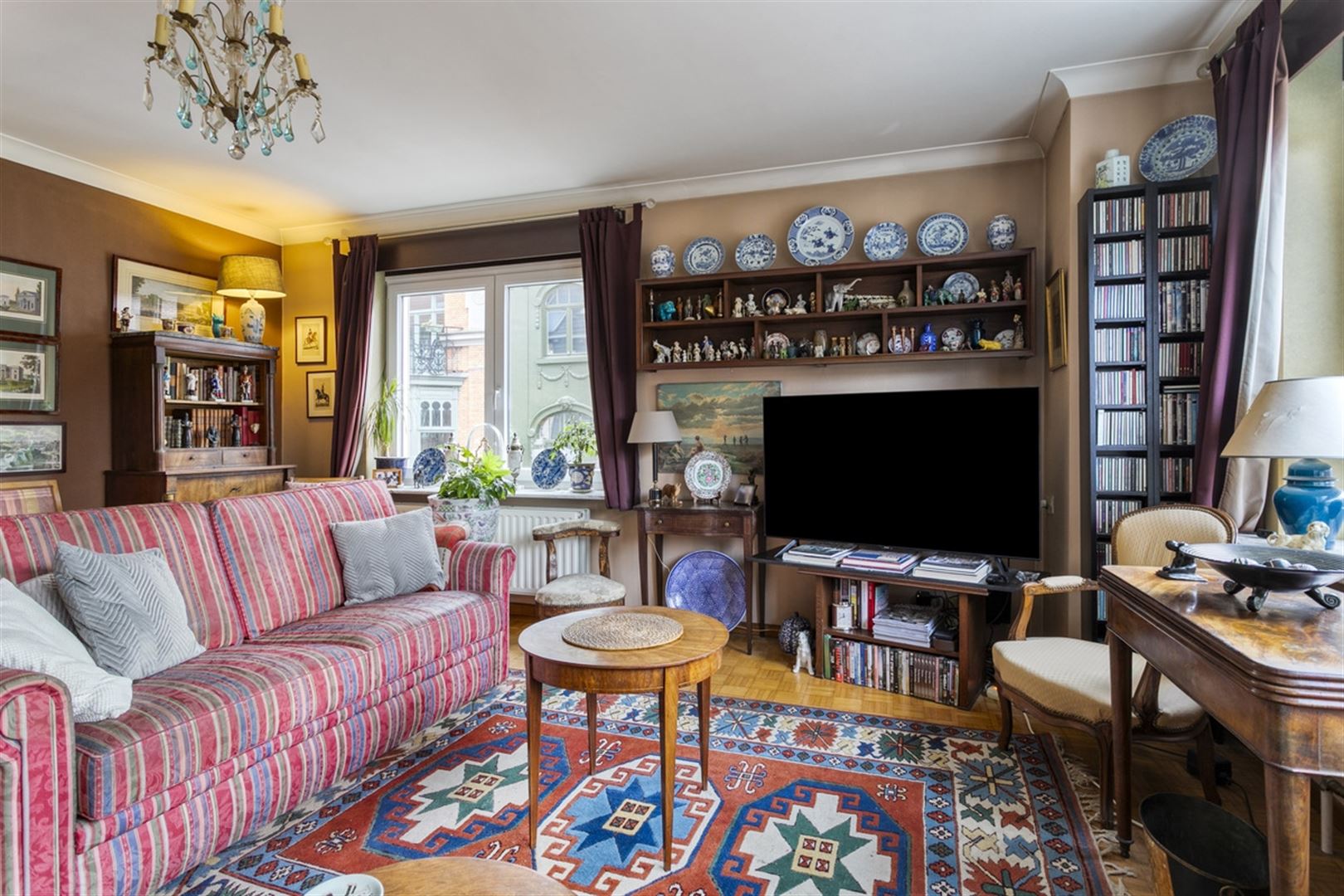 Ruim 2 slaapkamer appartement met balkon. foto 4