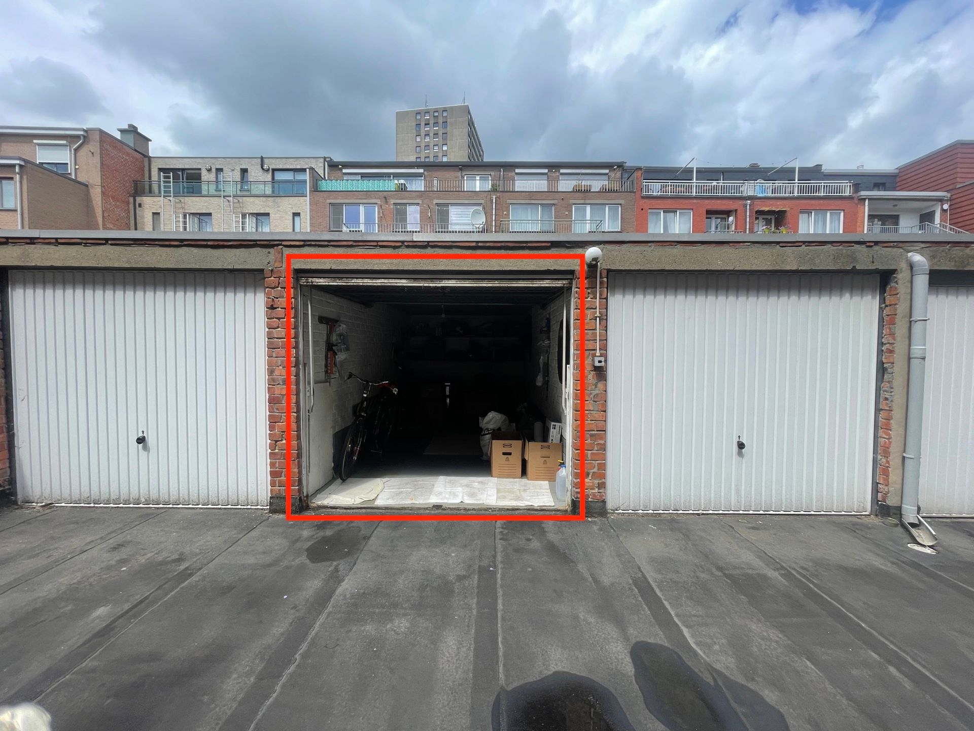 Garage te koop foto 2