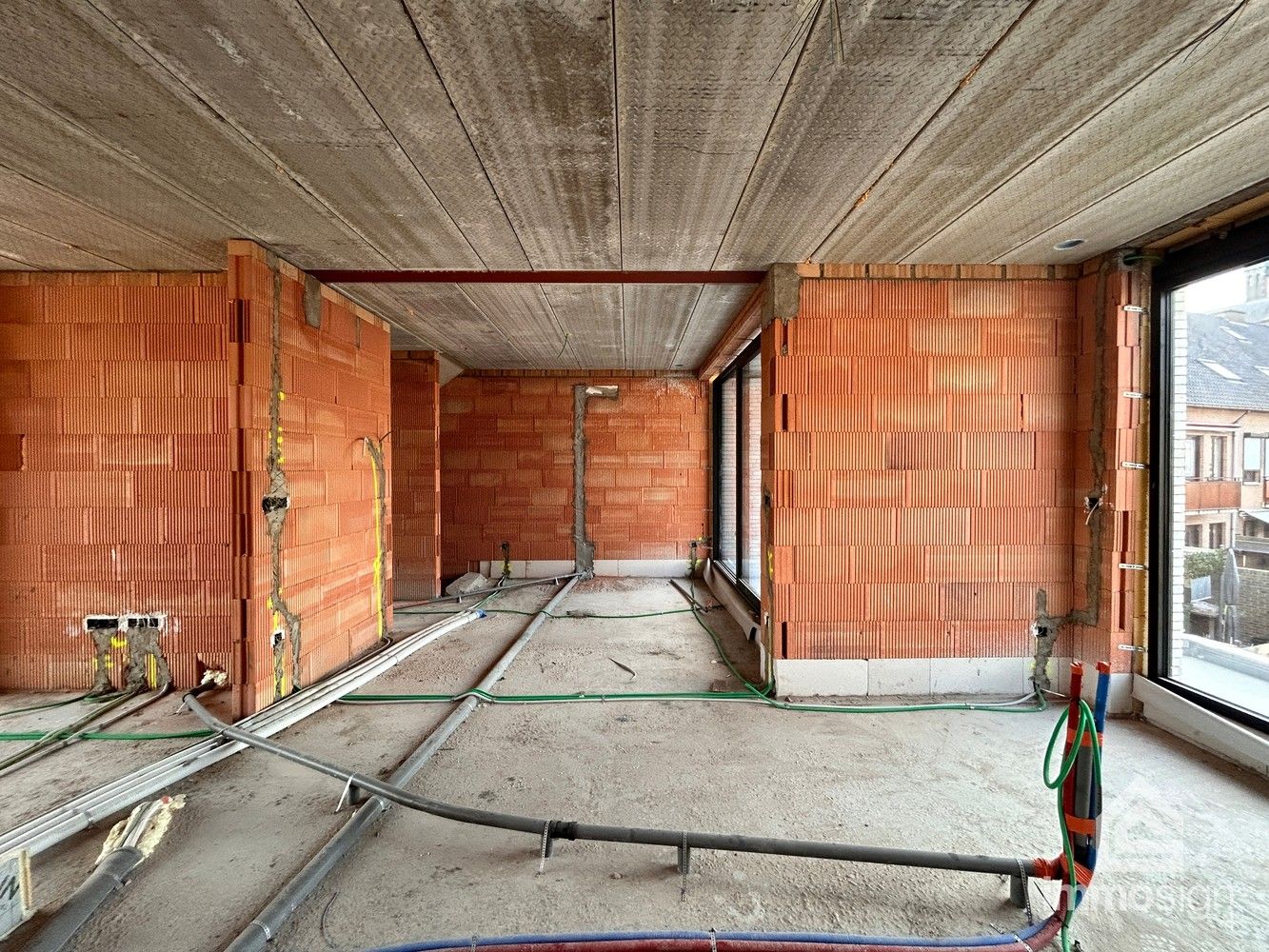 Afgewerkte nieuwbouwwoning in het centrum van Hamont! foto 9