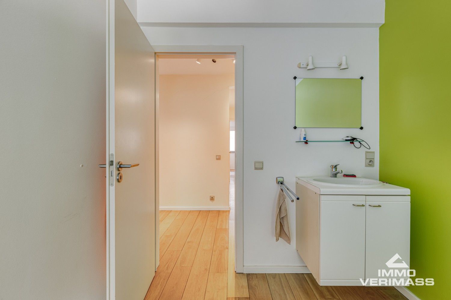 Ruim duplexappartement met 3 slaapkamers, zonnig terras en parking  in Leuven foto 17