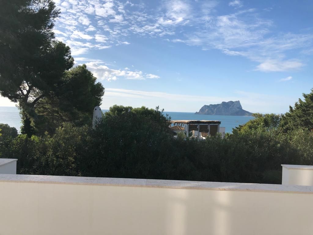 Prachtig gerenoveerde villa op toplocatie in Moraira foto 2