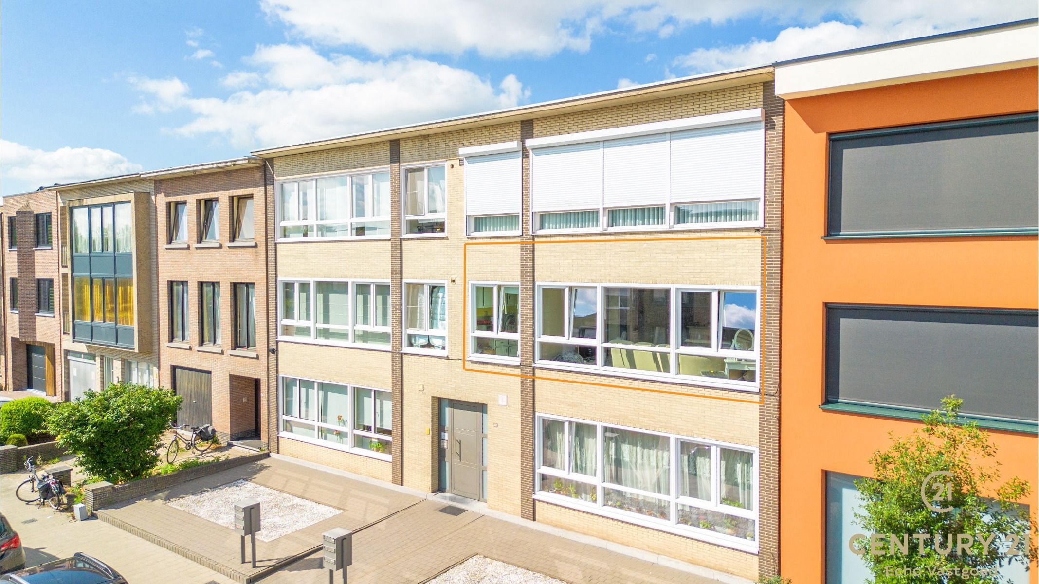 Rustig gelegen 2 slaapkamer appartement met gem. tuin foto {{pictureIndex}}