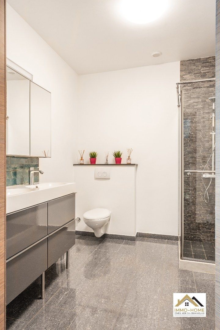 Instapklare woning met 4 slaapkamers EN groot atelier! foto 11