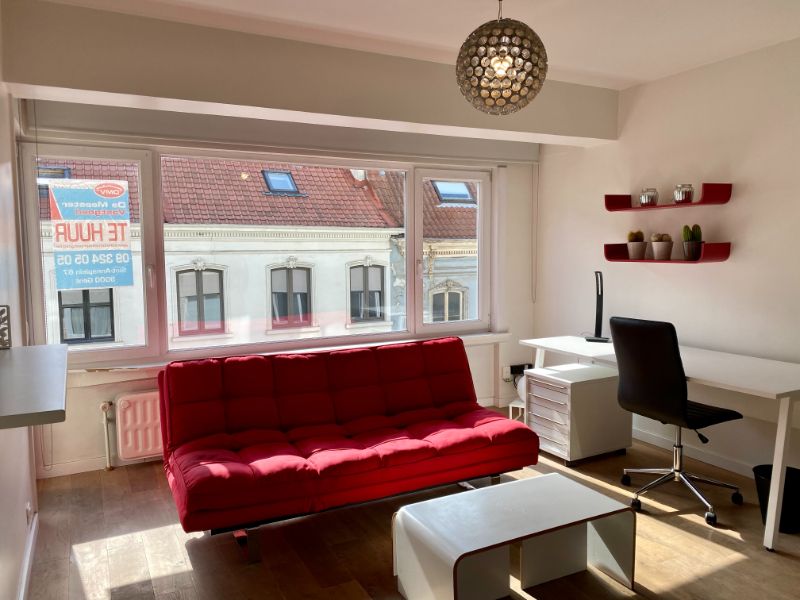 CENTRUM GENT, KNUSSE GEMEUBELDE INSTAPKLARE STUDIO foto 3