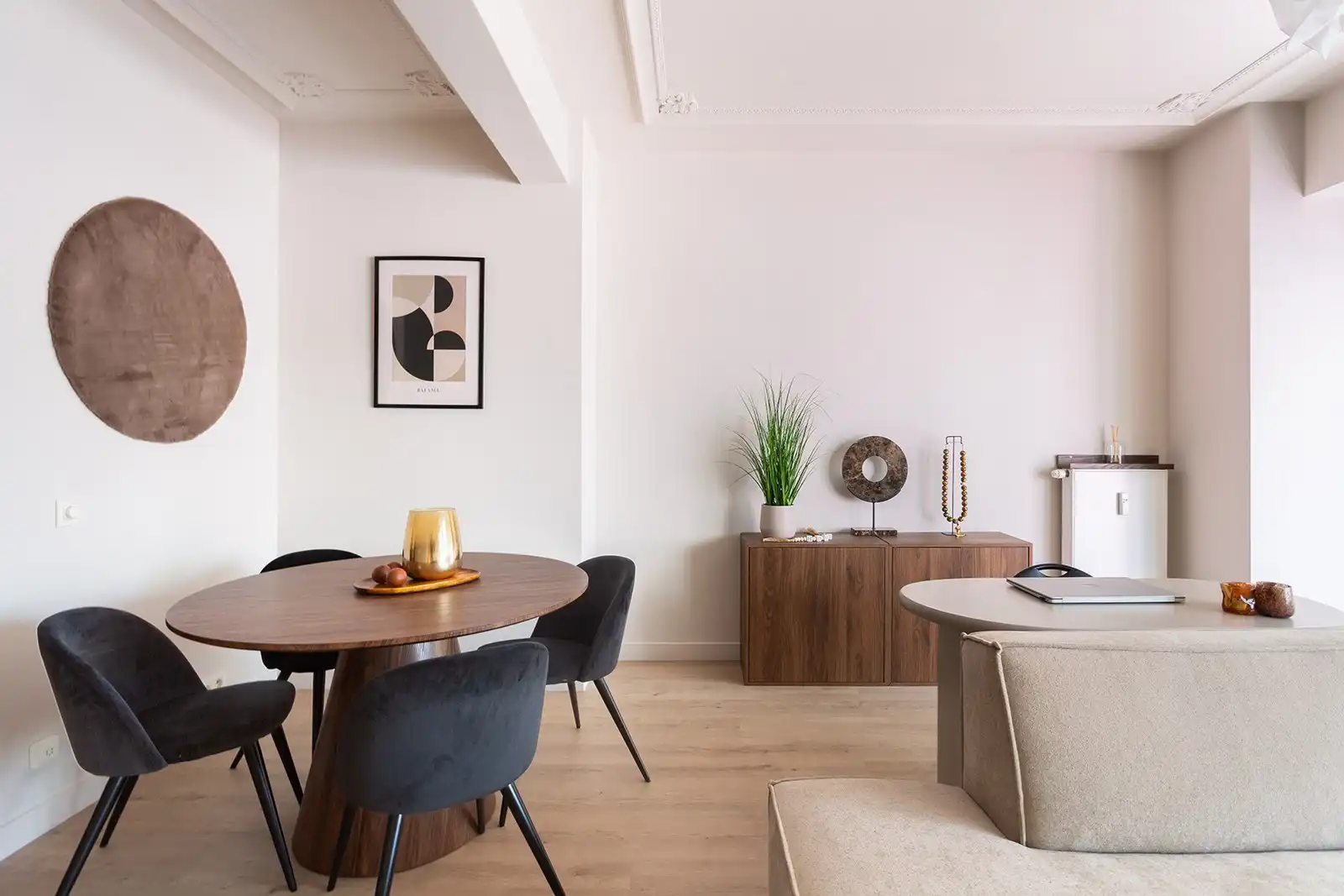 Gemeubeld designappartement op toplocatie foto 9