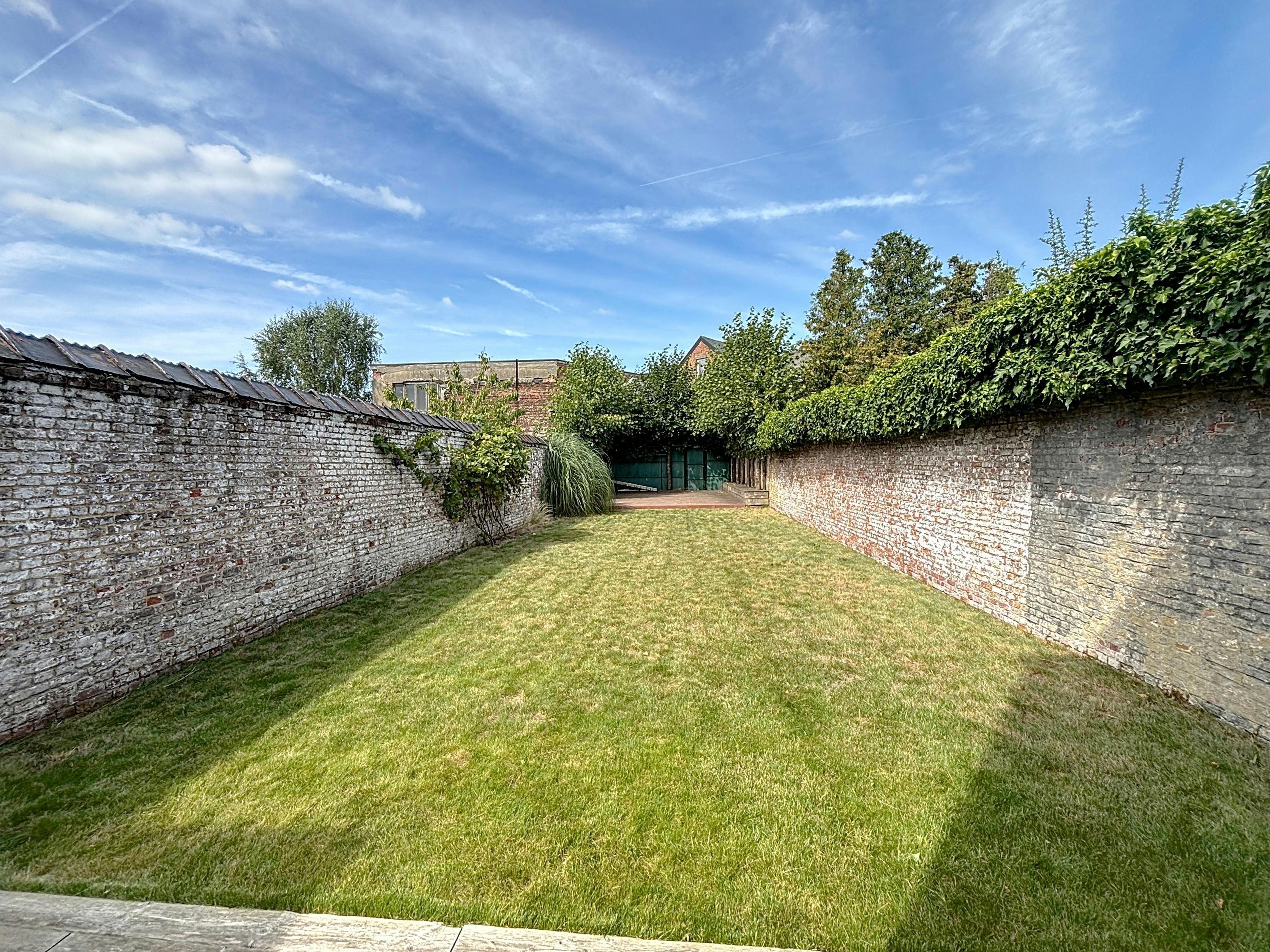 Authentiek herenhuis met zonnige tuin in hartje Vilvoorde foto 16