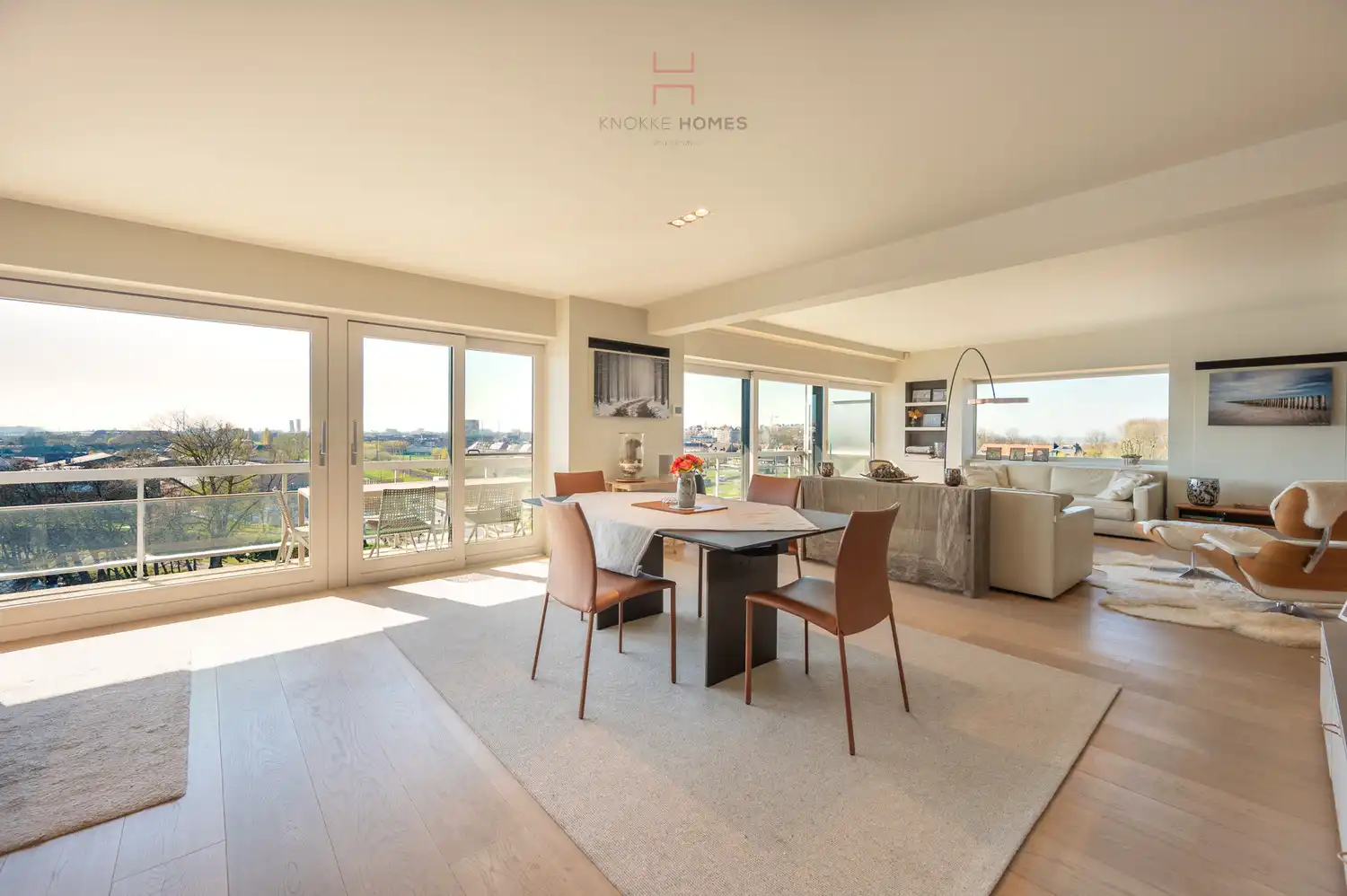 Riant appartement met open zicht over het meer van Duinbergen foto 2