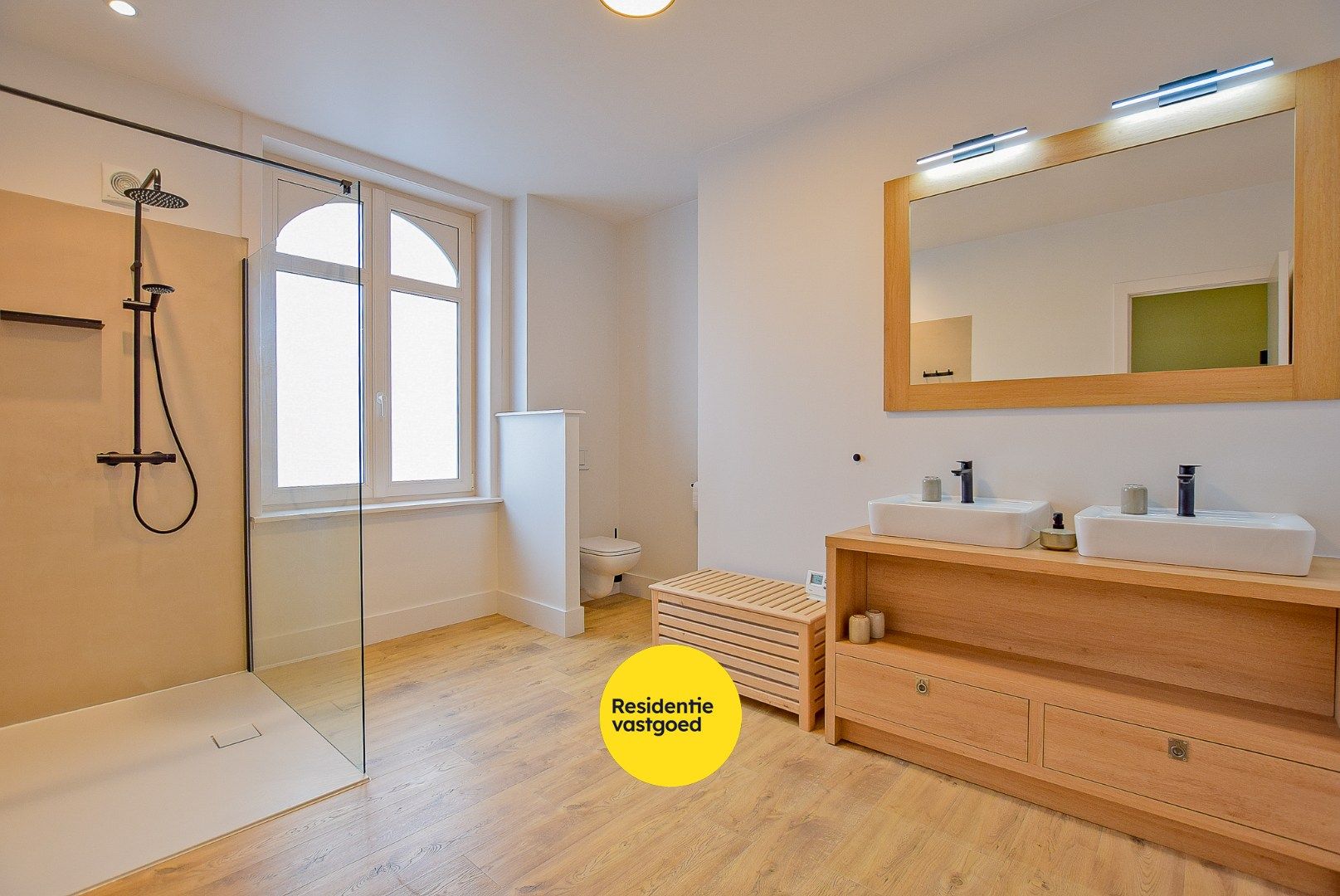 Gerenoveerde woning (2025) in winkelstraat van Nieuwpoort-stad op 161 m². foto 14