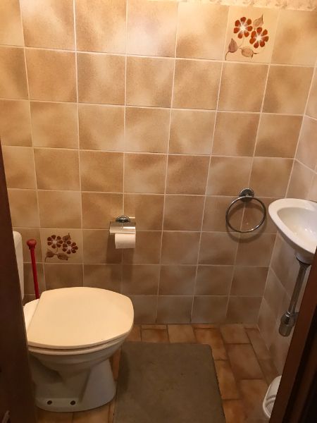 Te Grembergen : Woonst met terras en tuin - EN bijgebouw met garage- ruime parking in doodlopende straat nabij de spoorweg foto 18