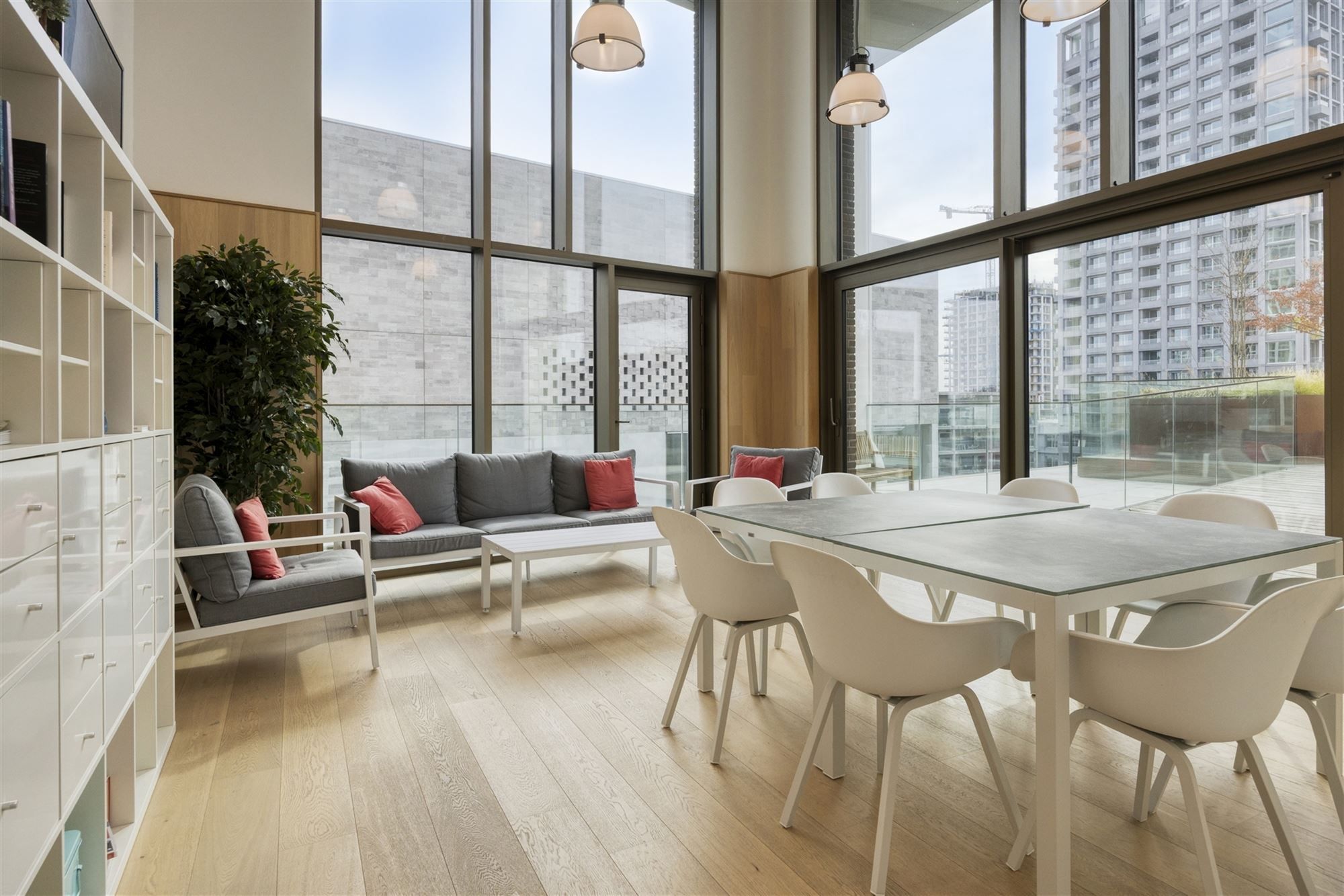 Lichtrijk appartement met 2 terras op het Nieuw Zuid in Antwerpen foto 13