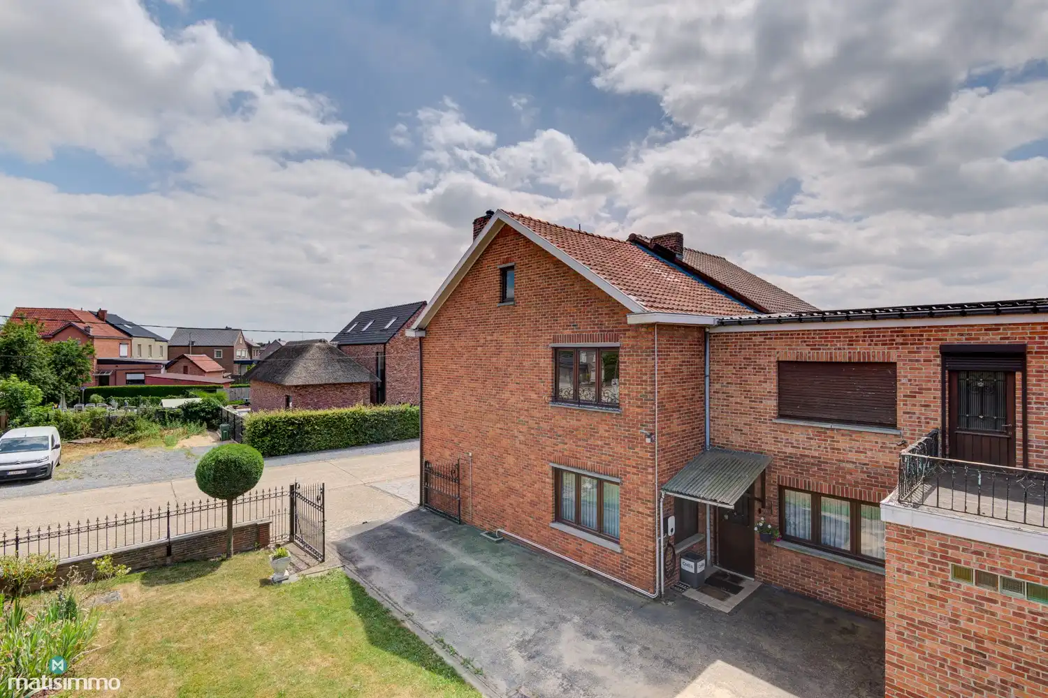 RUIME GEZINSWONING MET 3 SLAAPKAMERS EN EEN RIANTE TUIN OP EEN PERCEEL VAN 1.411 M² NABIJ HET CENTRUM VAN TONGEREN foto 36