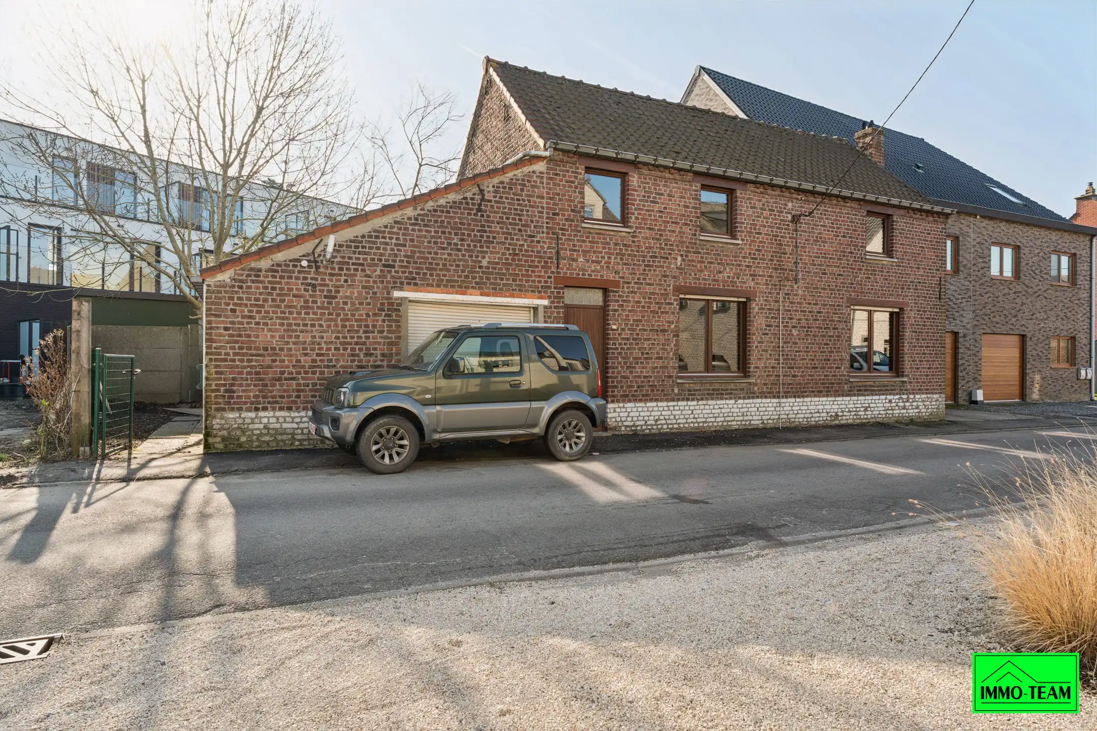 Te renoveren woning in rustige straat in Asse foto 21