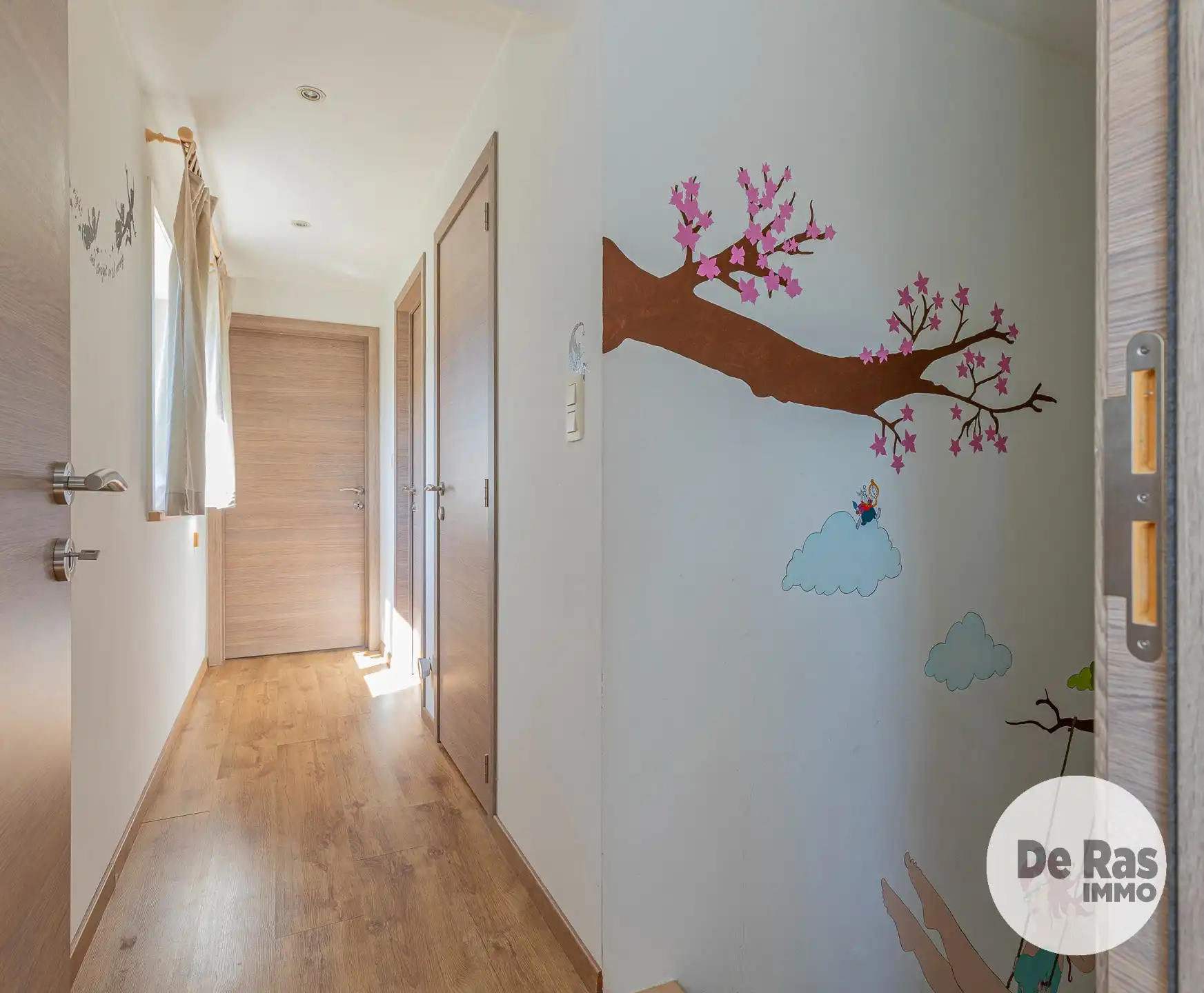 AALST- INSTAPKLARE WONING OP HEEL RUSTIGE LOCATIE foto 13