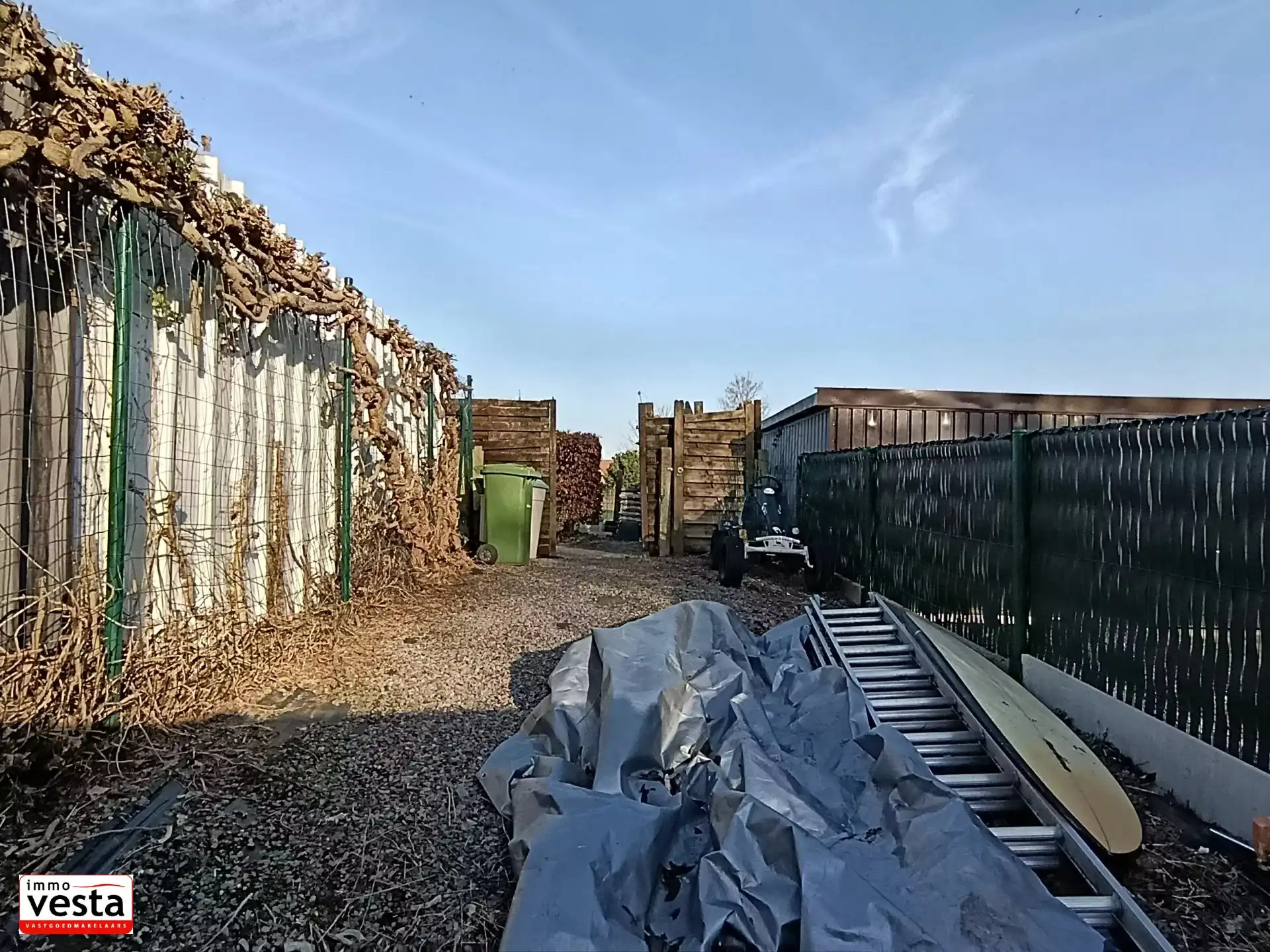 Ruime gezinswoning met 3 slaapkamers, garage en tuin  in Gingelom foto 21