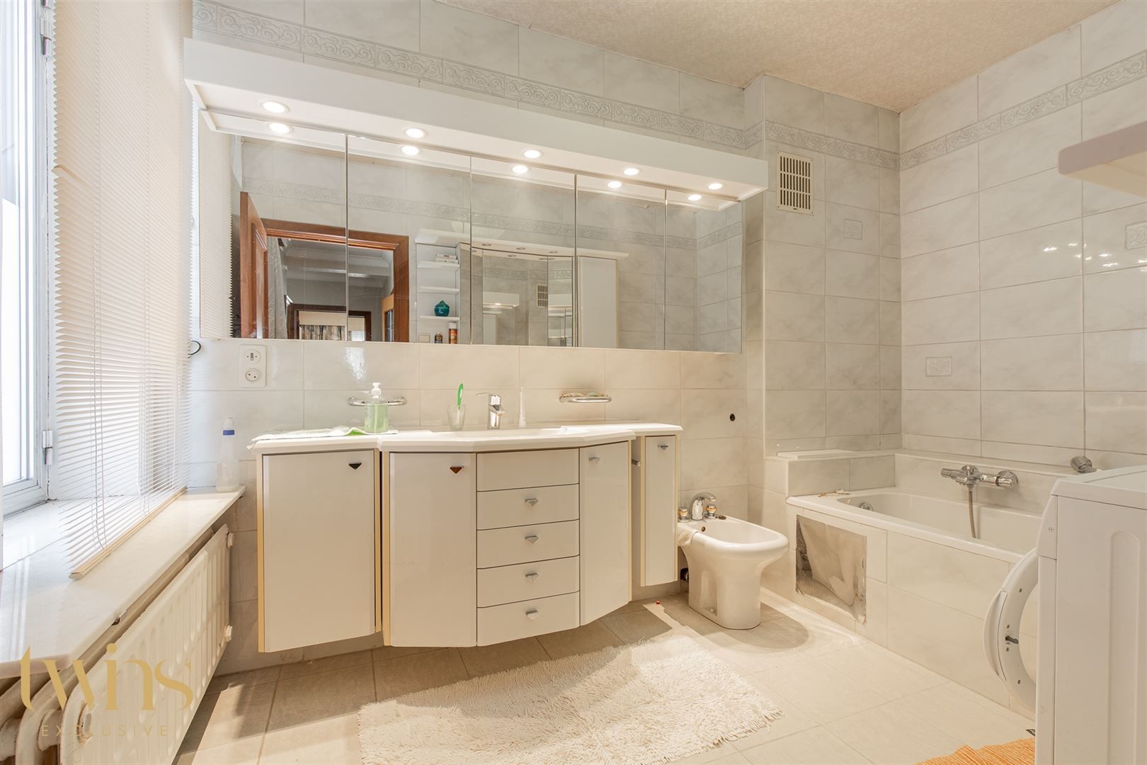 Te koop – Unieke eigendom met commerciële ligging op 4.143 m² te Dendermonde. foto 23