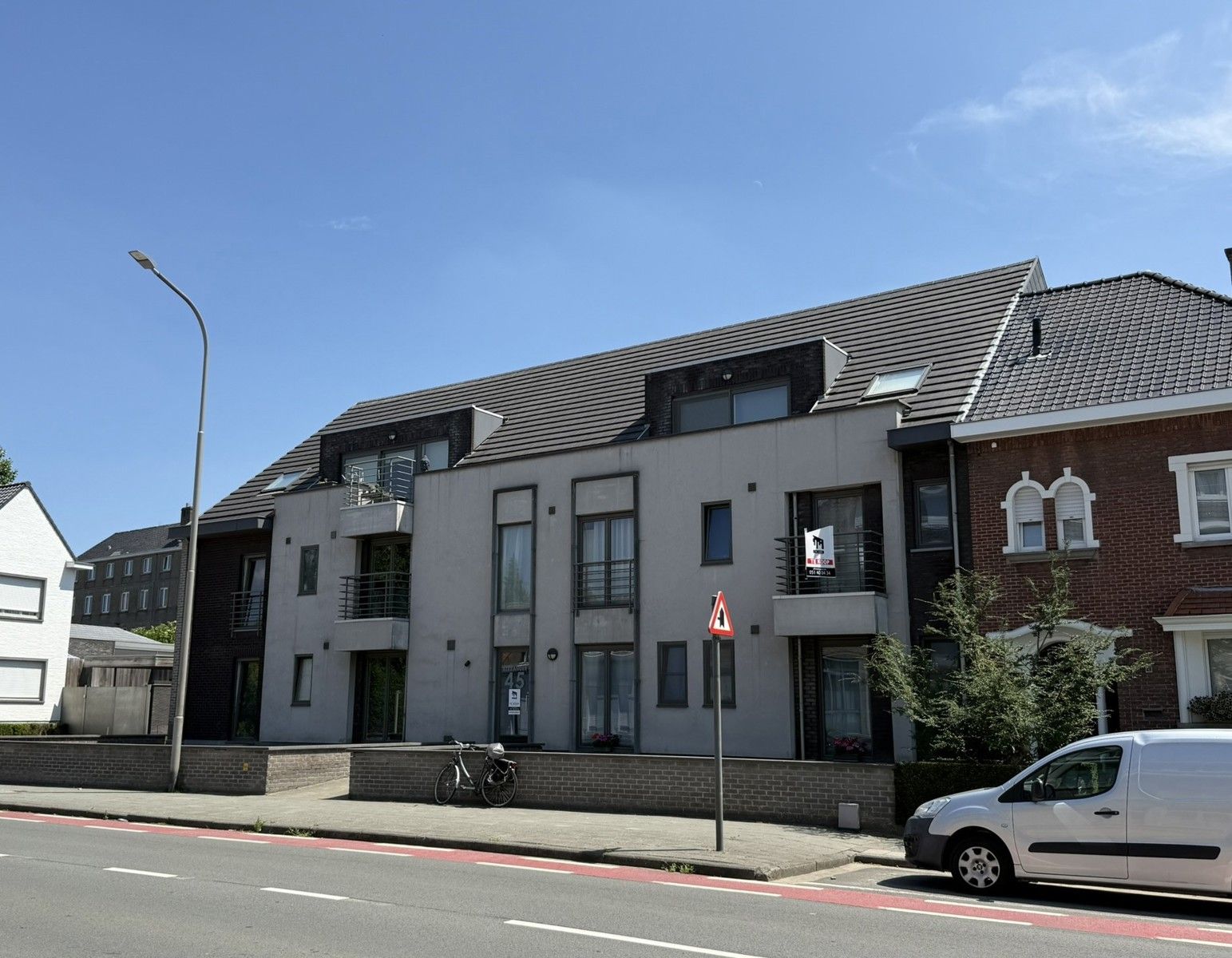 ()=>{if(producerUpdateValueVersion(node),producerAccessed(node),node.value===ERRORED)throw node.error;return node.value} Grote Hulststraat 45/6 - 8700 Tielt