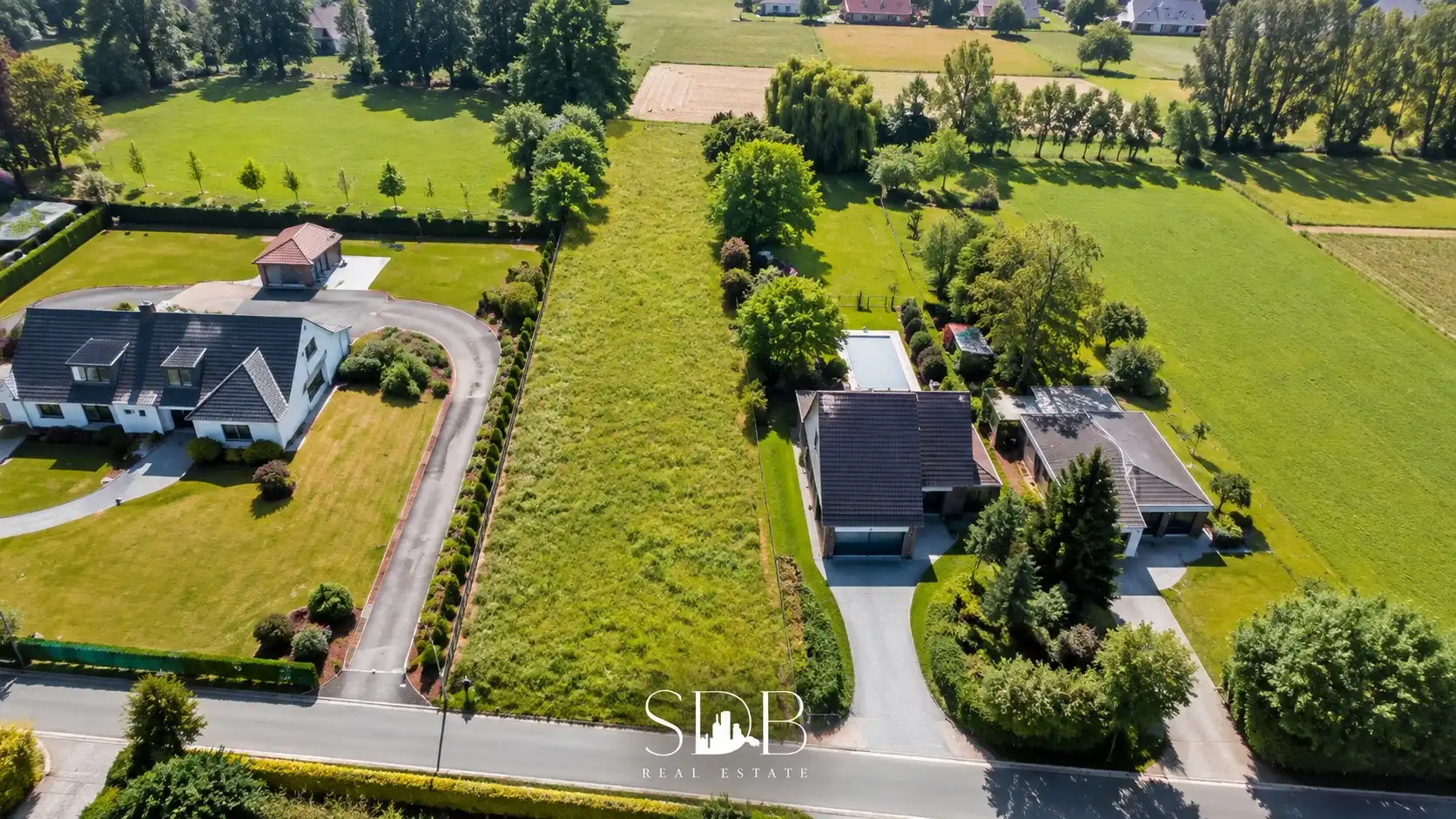 Bouwgrond voor open bebouwing op 2.336m² foto 3
