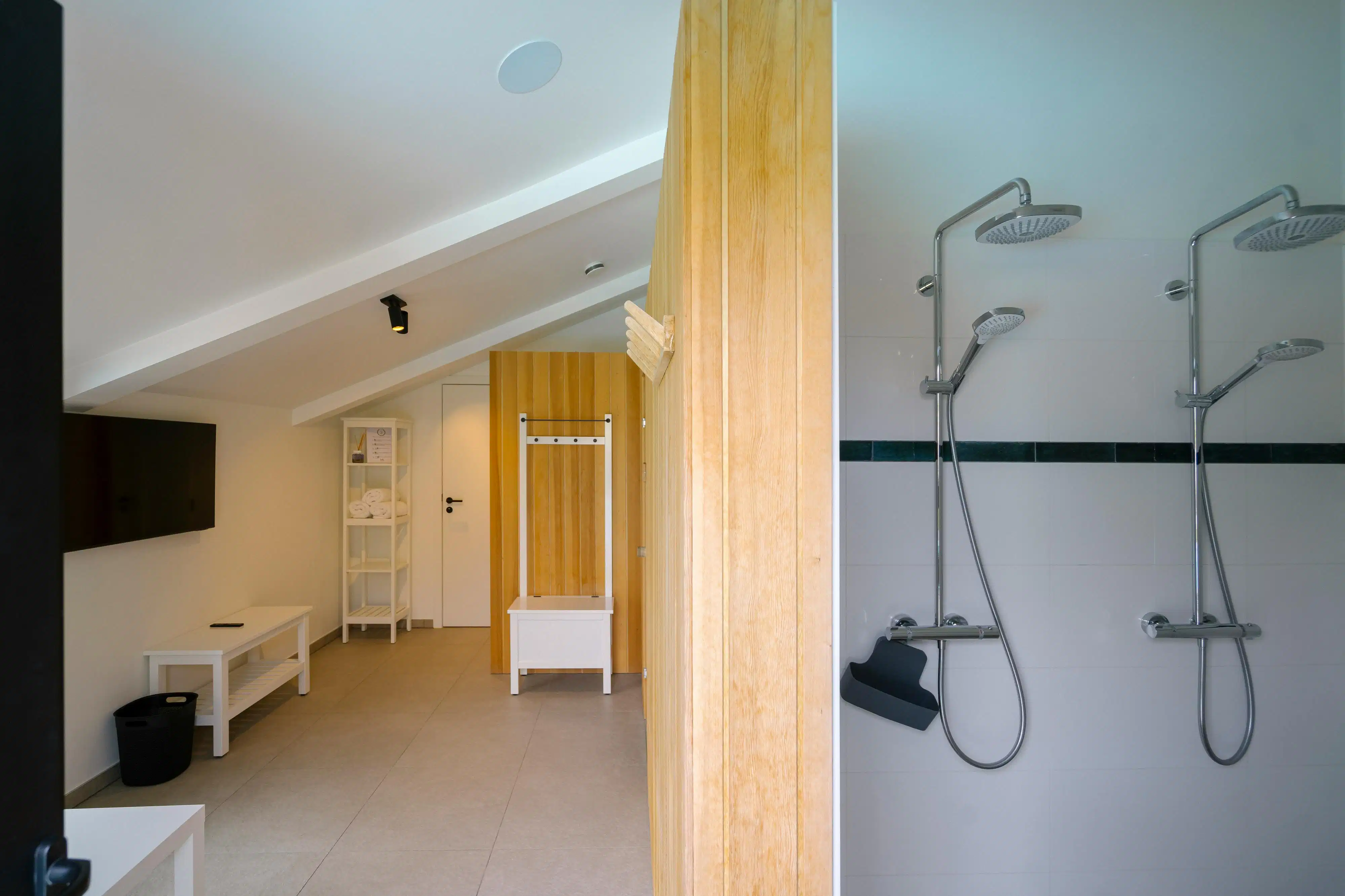Exclusieve woning met zwembad in Lo-Reninge. foto 24