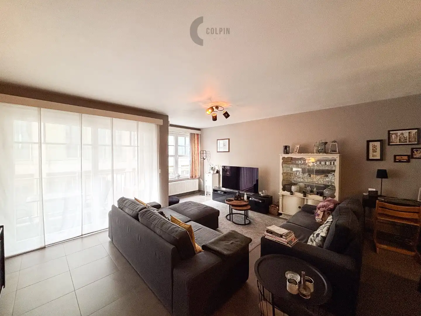 Ongemeubeld appartement in het centrum van Heist foto 2