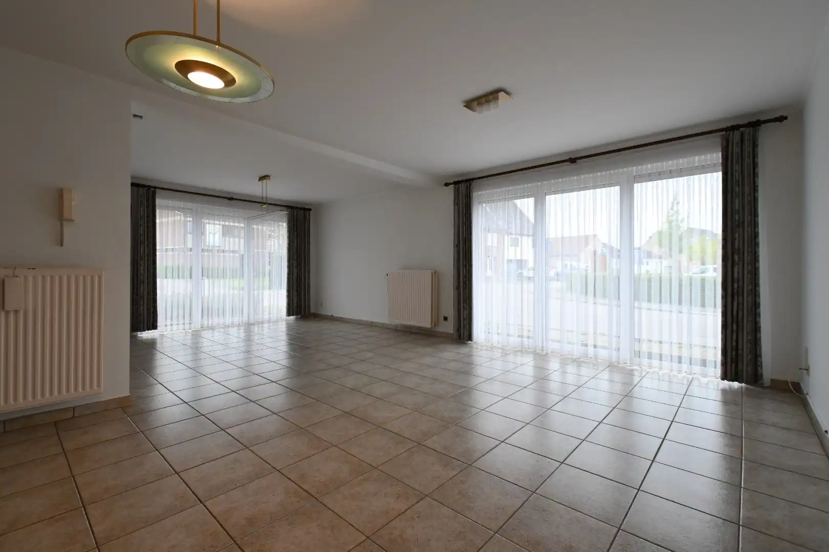 Gelijkvloers appartement met 2 slaapkamers en garage foto 4