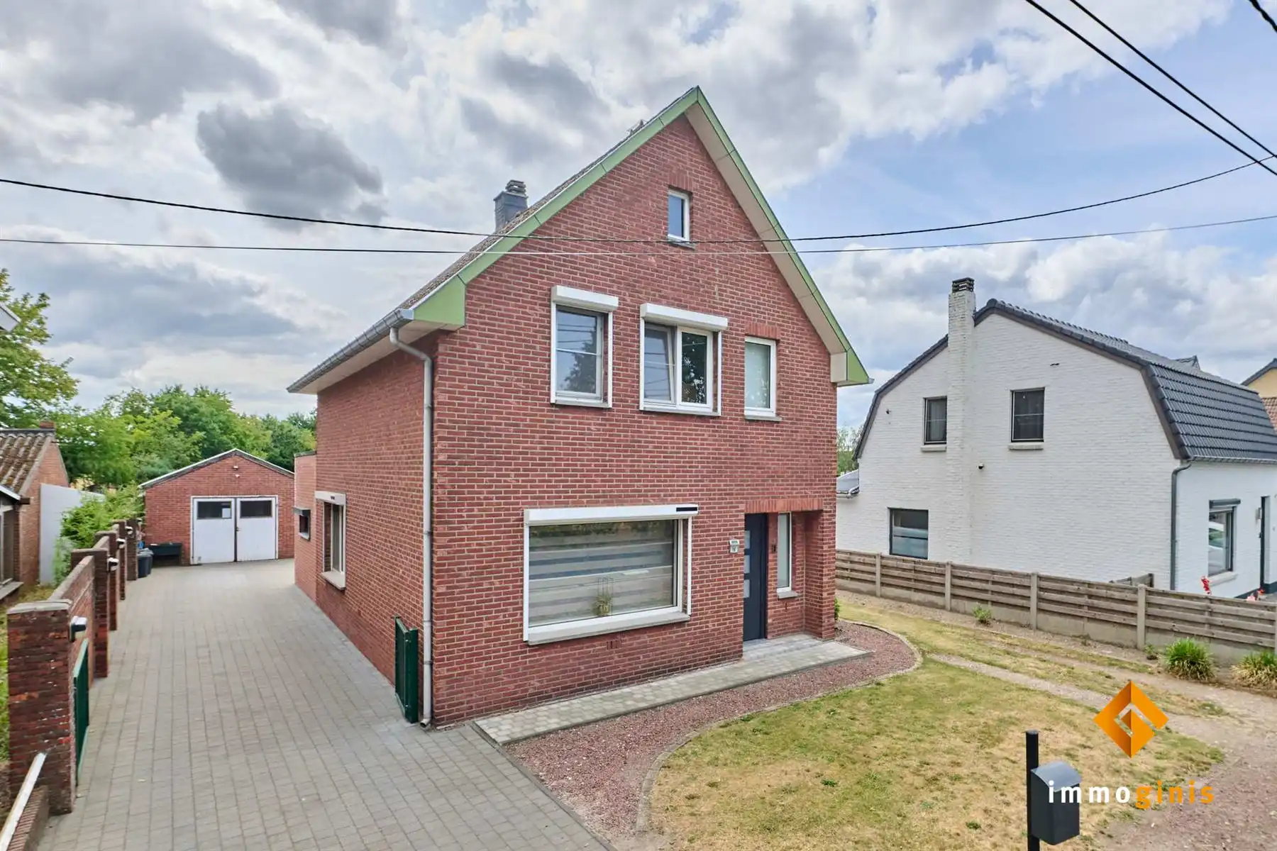Instapklare woning met 2 slaapkamers op een perceel van 11a11ca, op een groene locatie.  foto 26