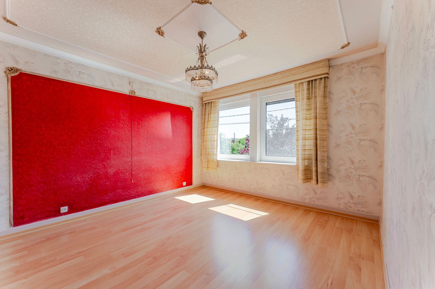 Rustig gelegen woning op 405 m² met achterliggende garage foto 12