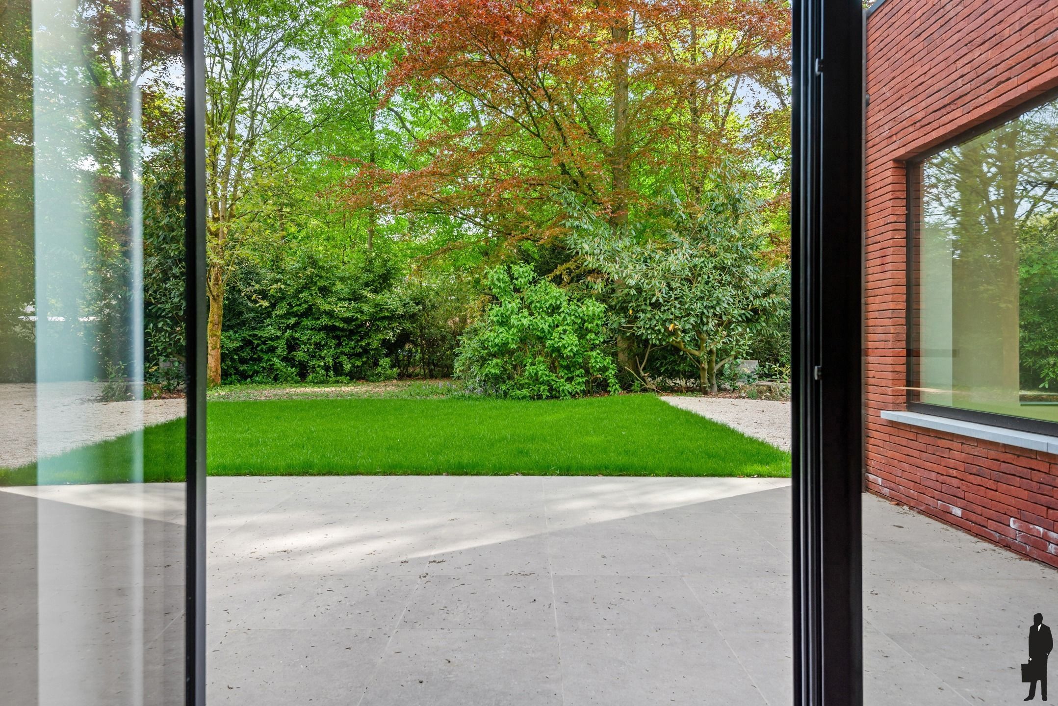 Energiezuinige woning met prachtige parktuin foto 24