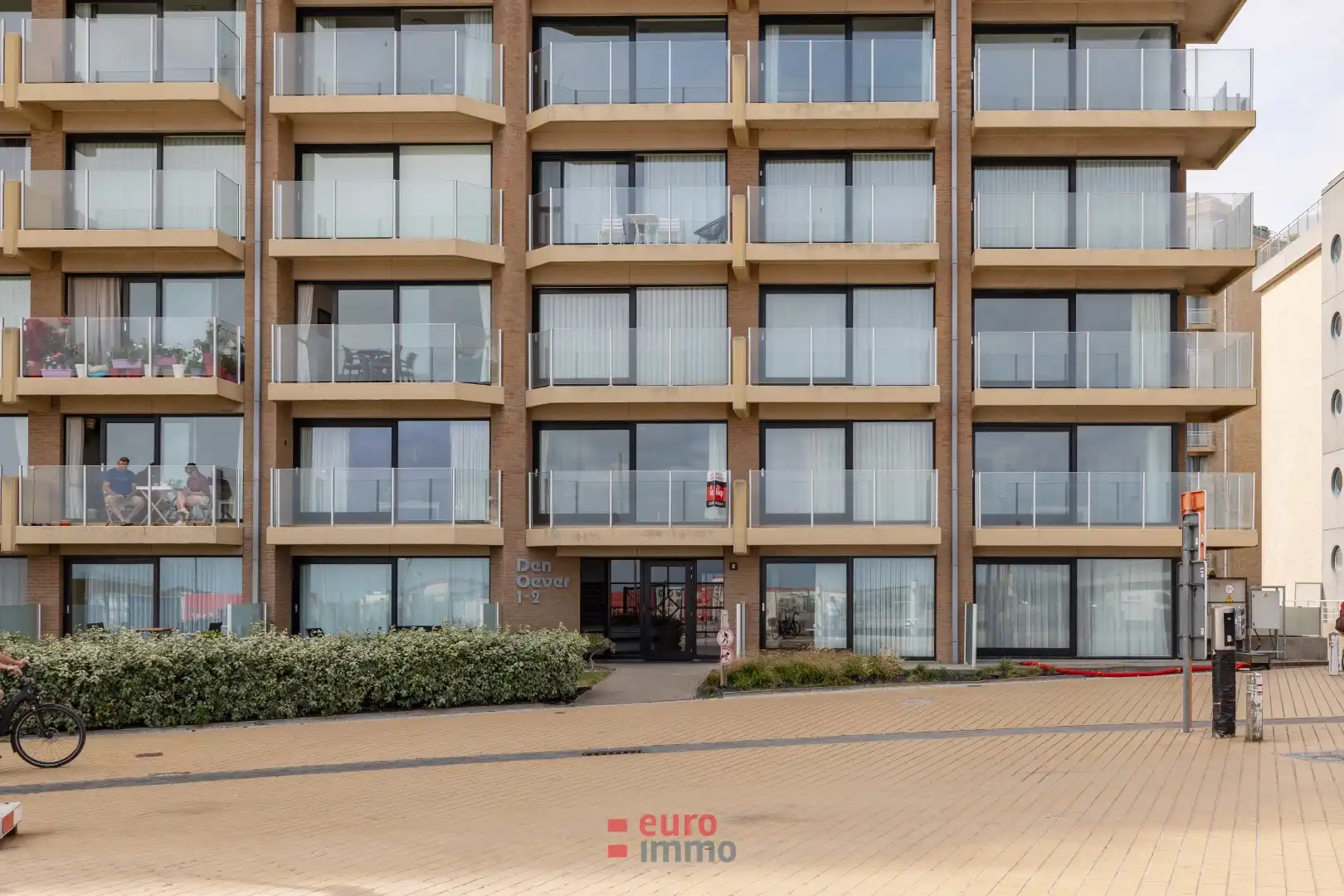 Doorloopappartement met dubbel uitzicht in Residentie Den Oever foto 14