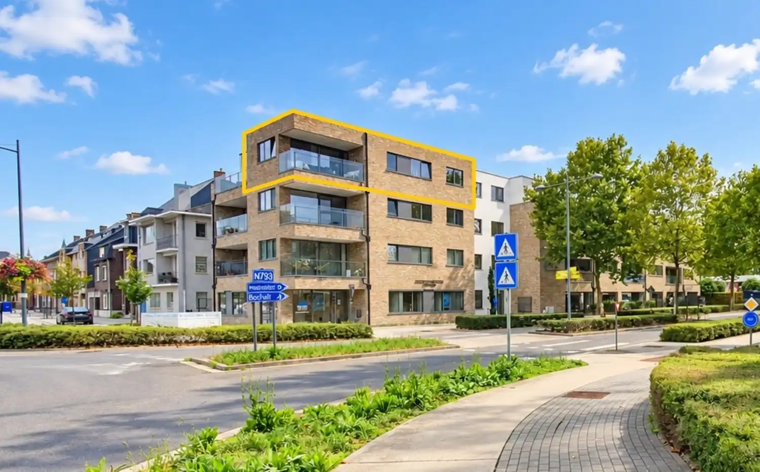 RECENT APPARTEMENT OP TOPLOCATIE MET 2 SLAAPKAMERS EN TERRAS. foto 2