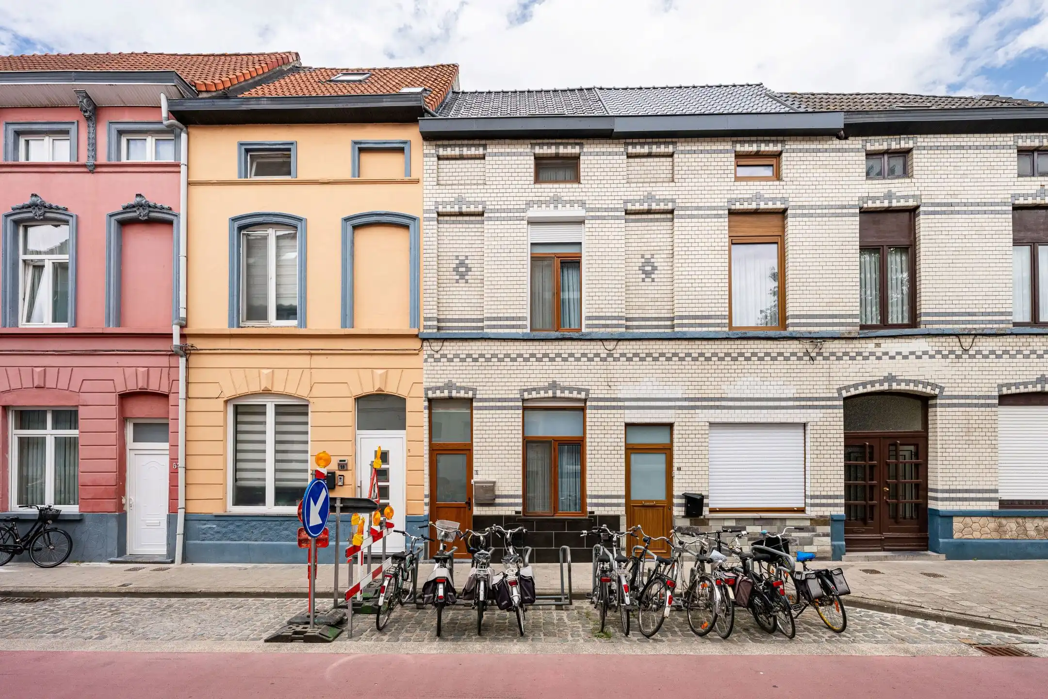 Instapklare woning op toplocatie in Gent.  foto {{pictureIndex}}