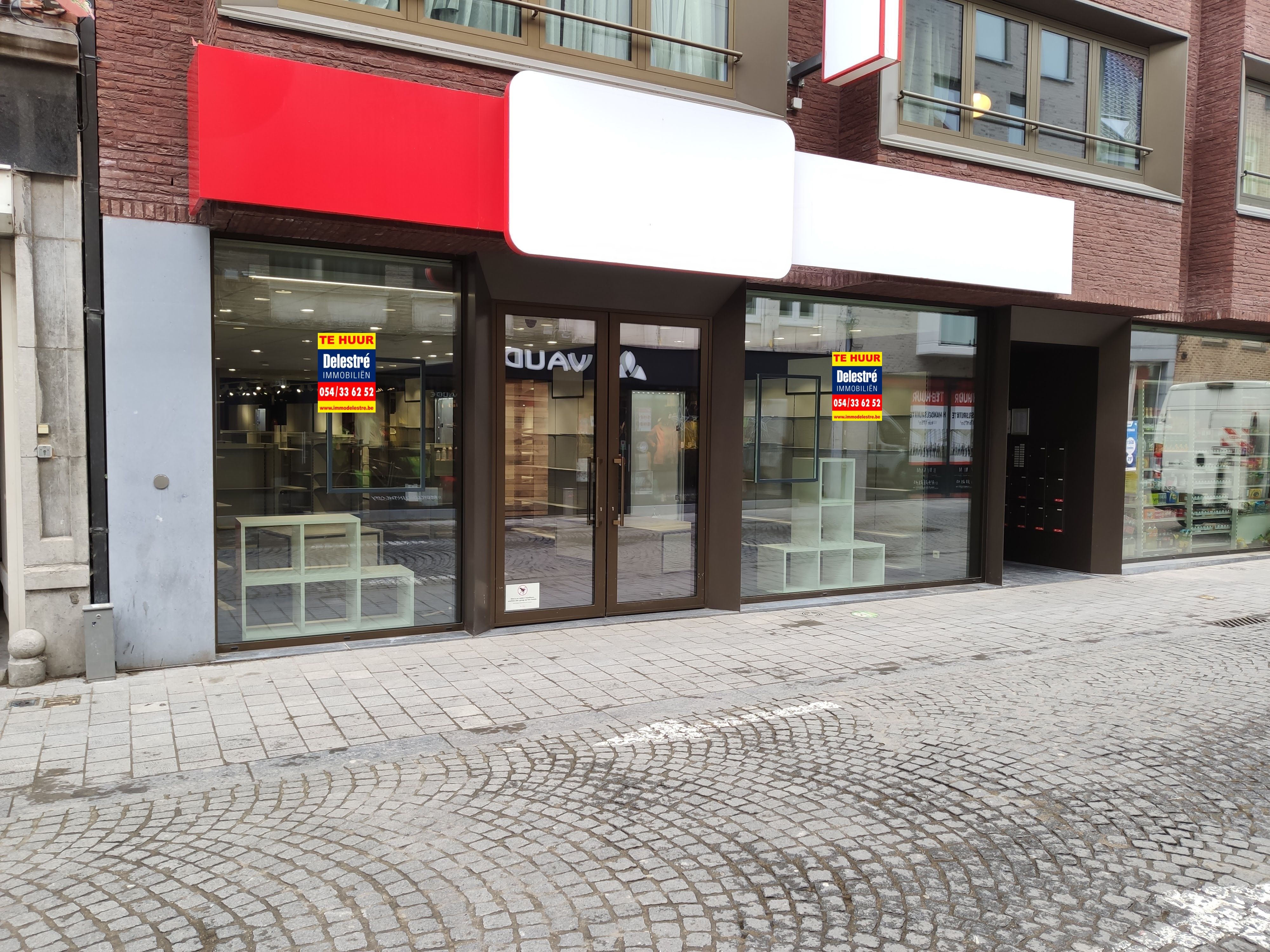 RUIM COMMERCIEEL PAND  foto {{pictureIndex}}