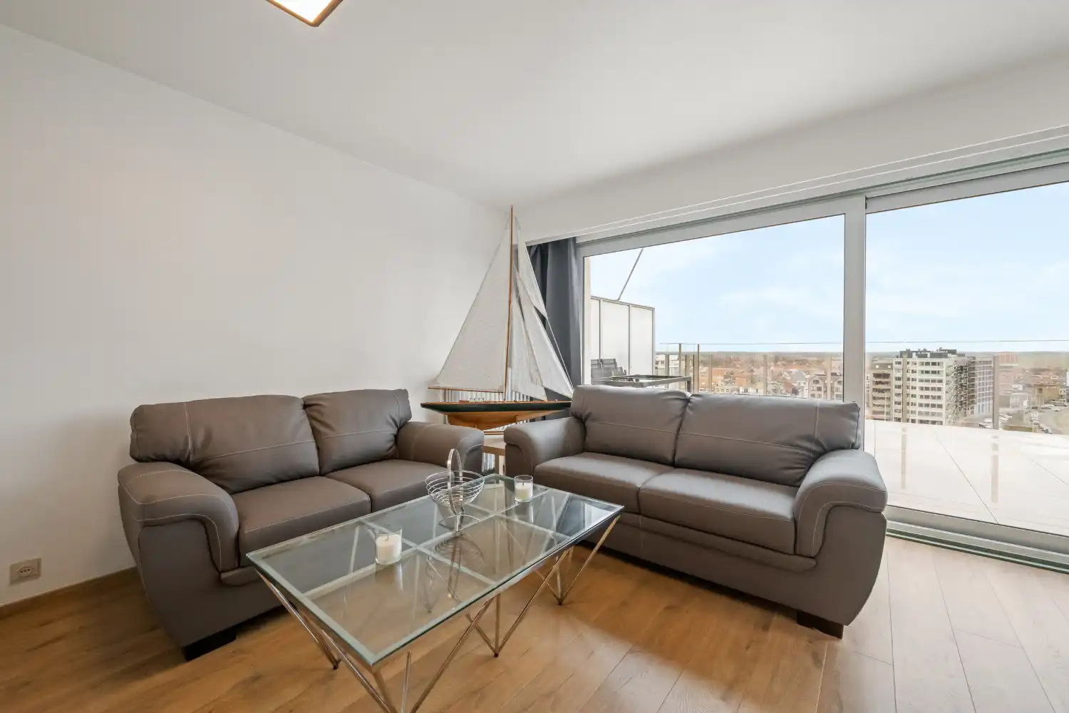 Instapklaar 1-slaapkamer appartement met prachtig zicht op de jachthaven foto 5